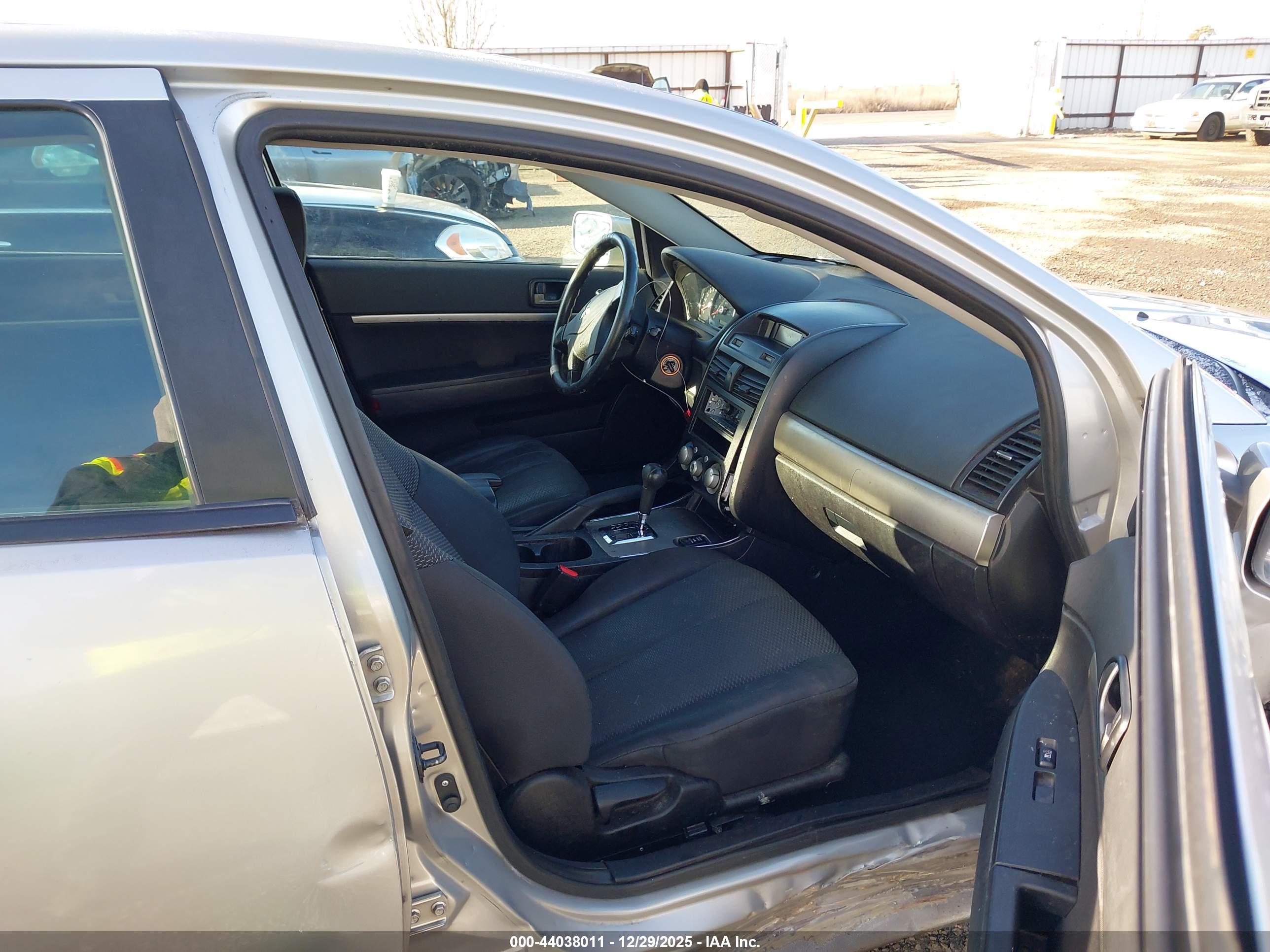MITSUBISHI GALANT image 5