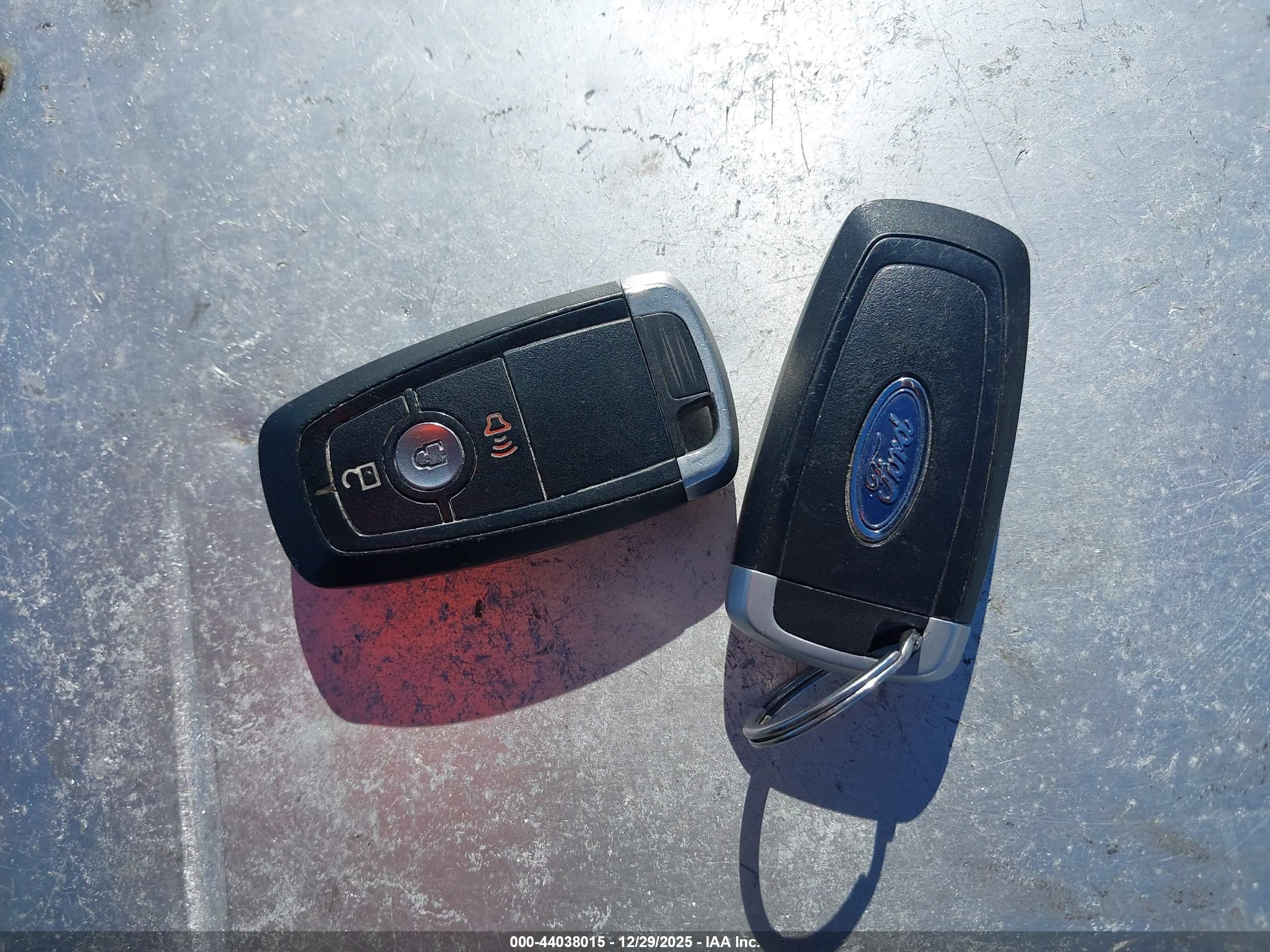FORD EXPLORER image 11