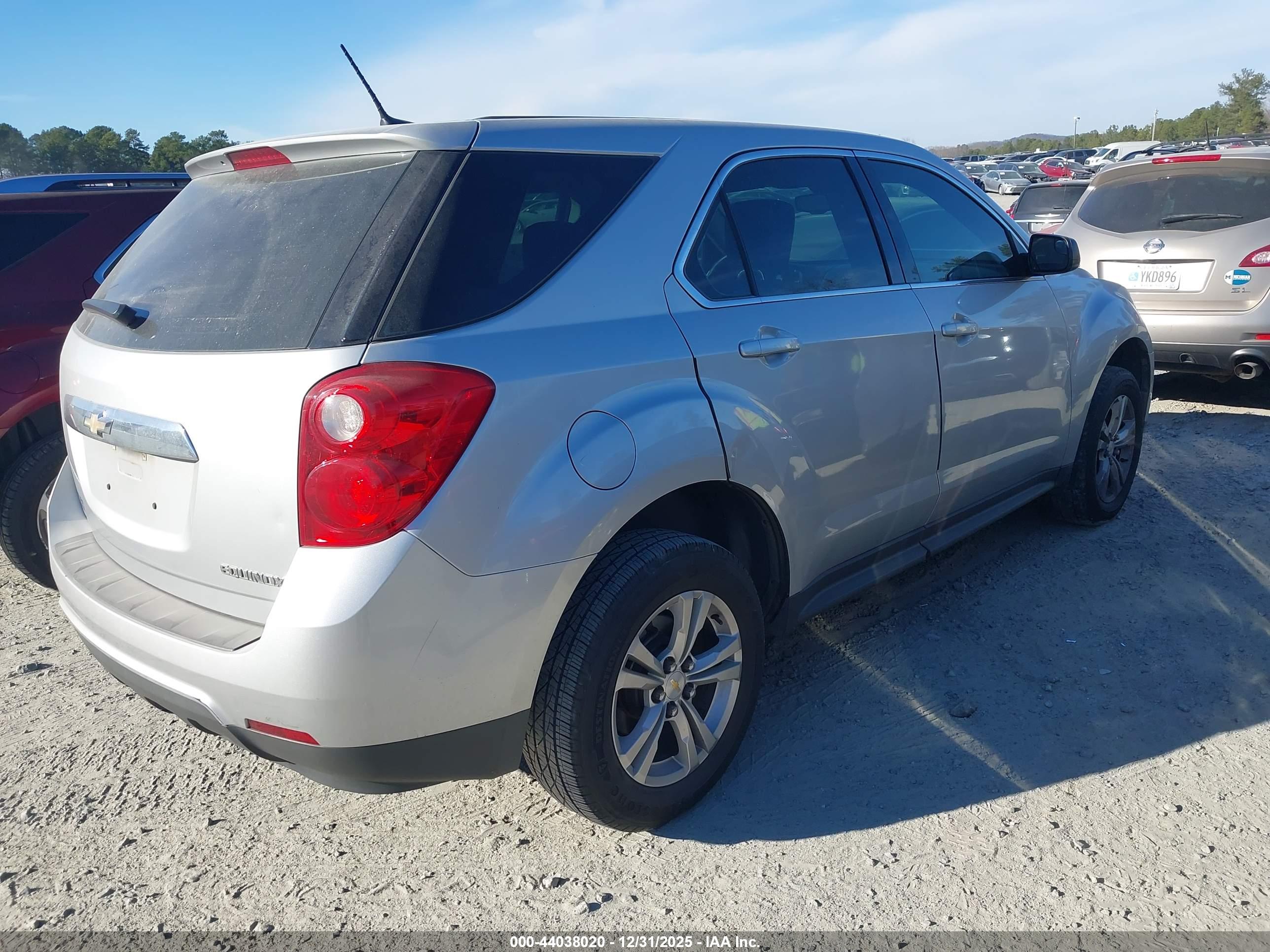 CHEVROLET EQUINOX image 4