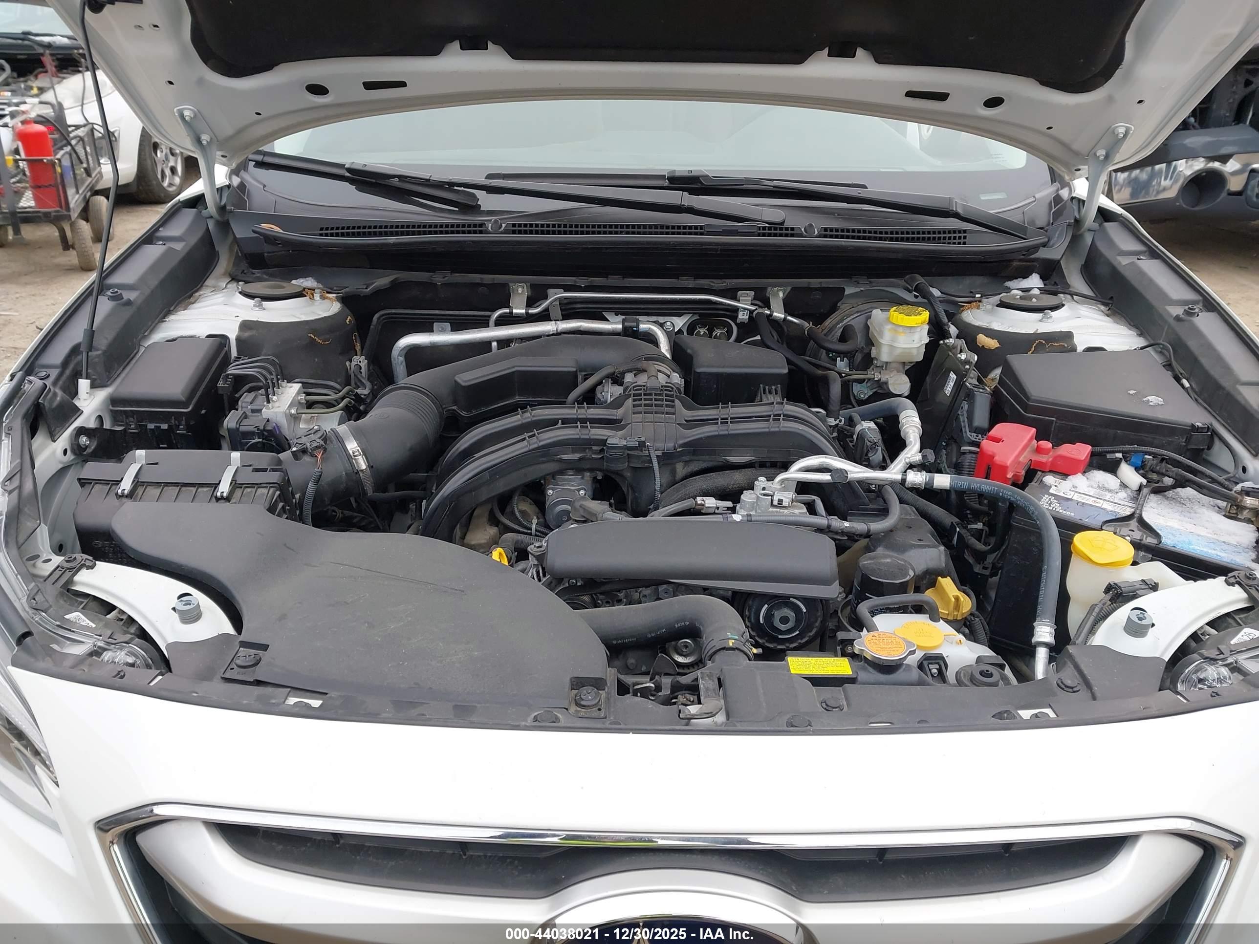 SUBARU OUTBACK image 10