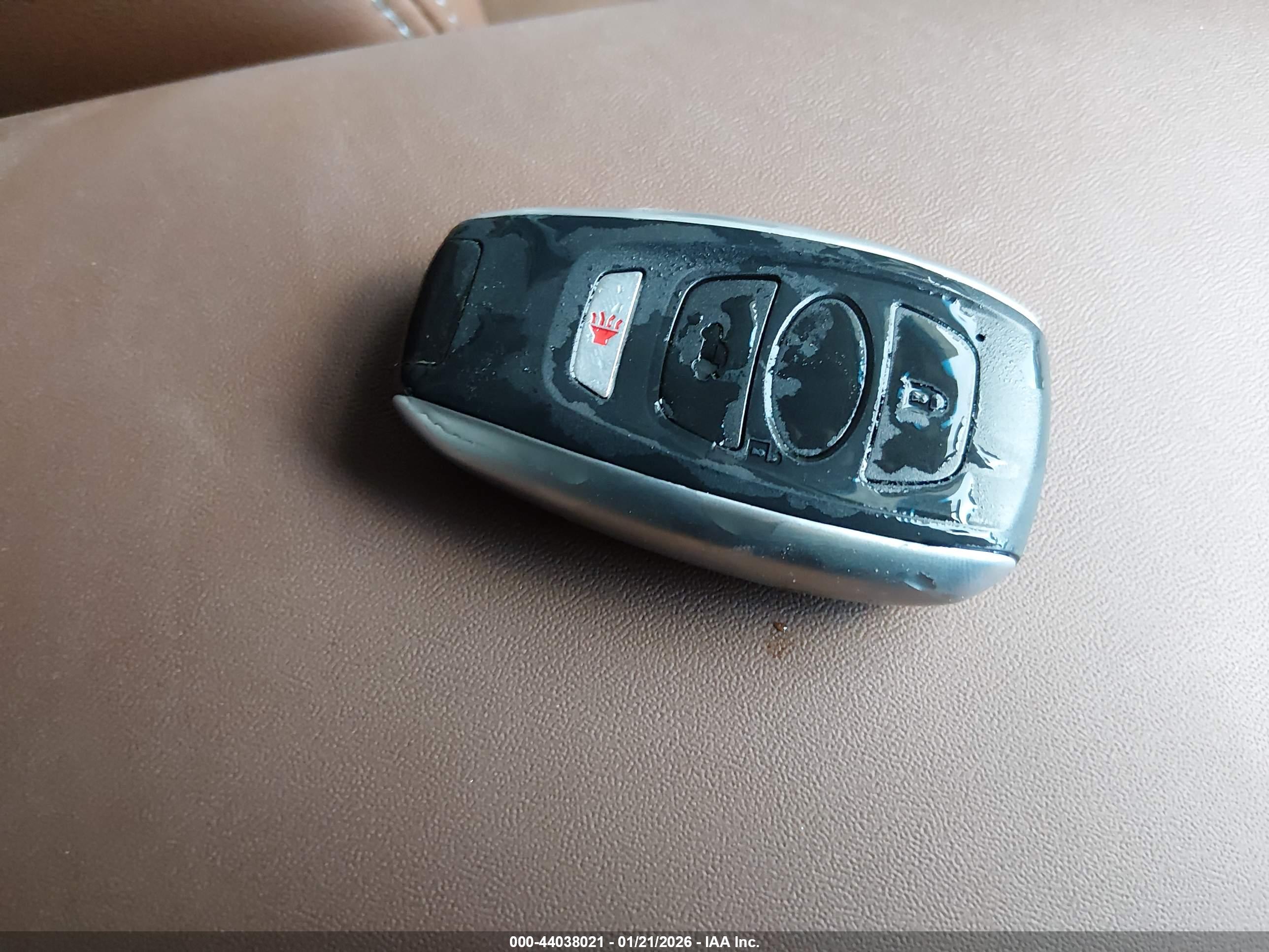 SUBARU OUTBACK image 11