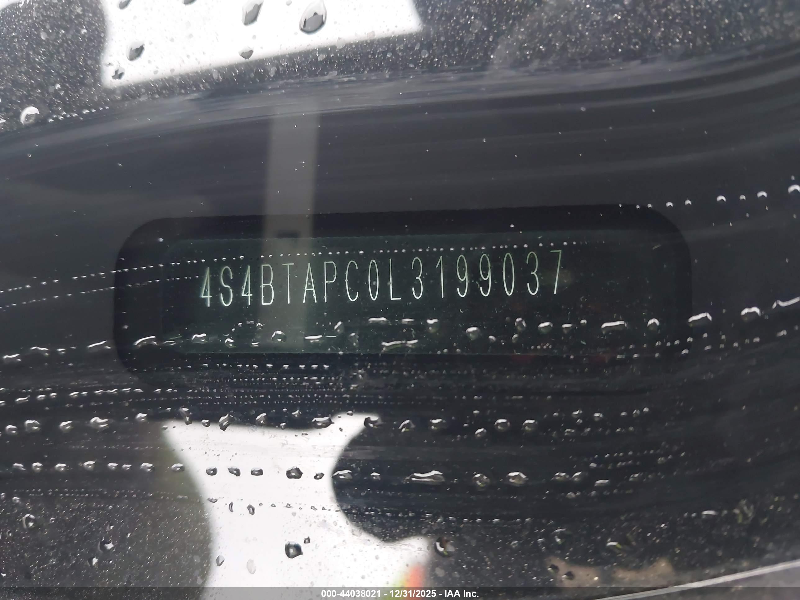 SUBARU OUTBACK image 9