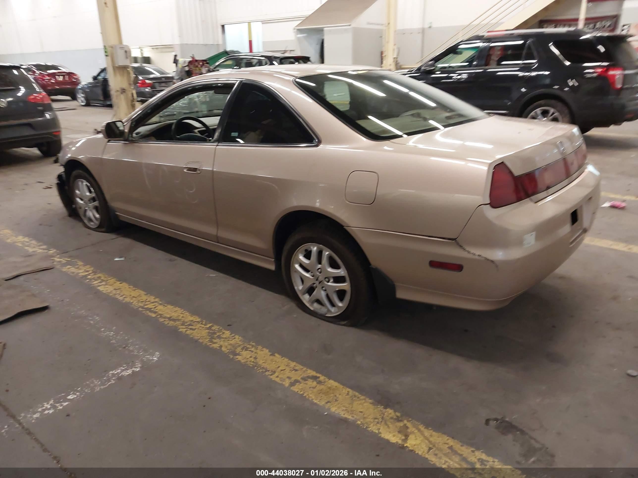 HONDA ACCORD image 3