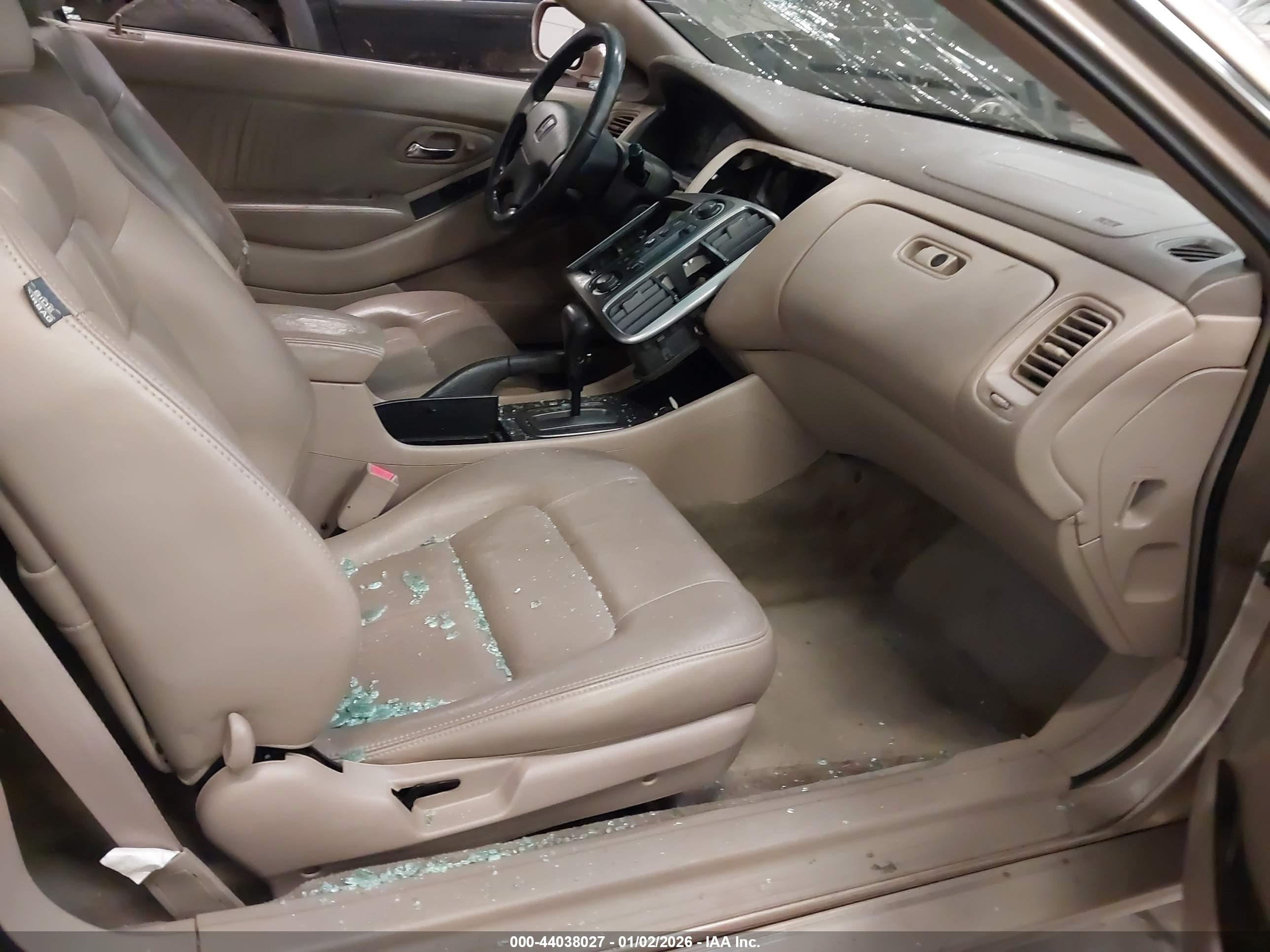 HONDA ACCORD image 5