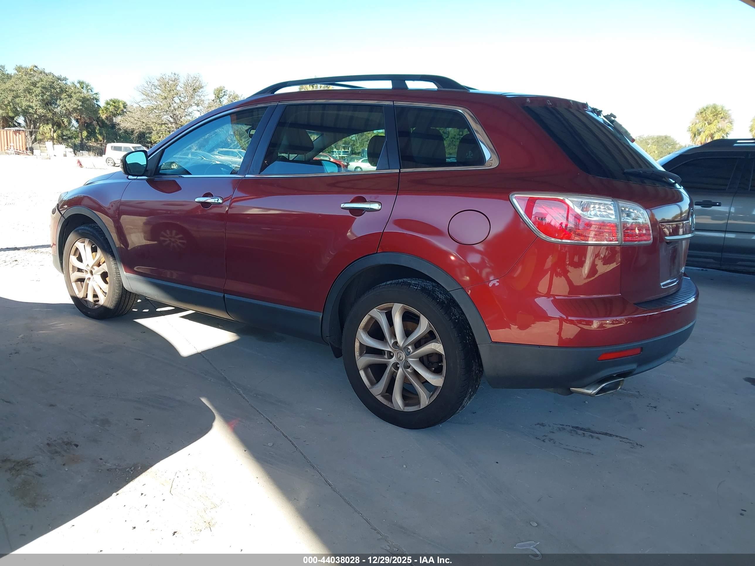 MAZDA CX-9 image 3