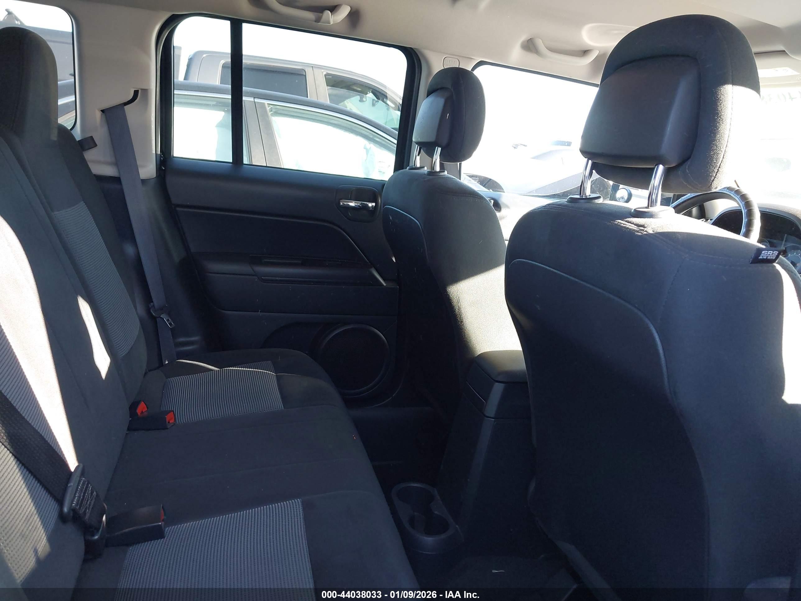 JEEP PATRIOT image 8