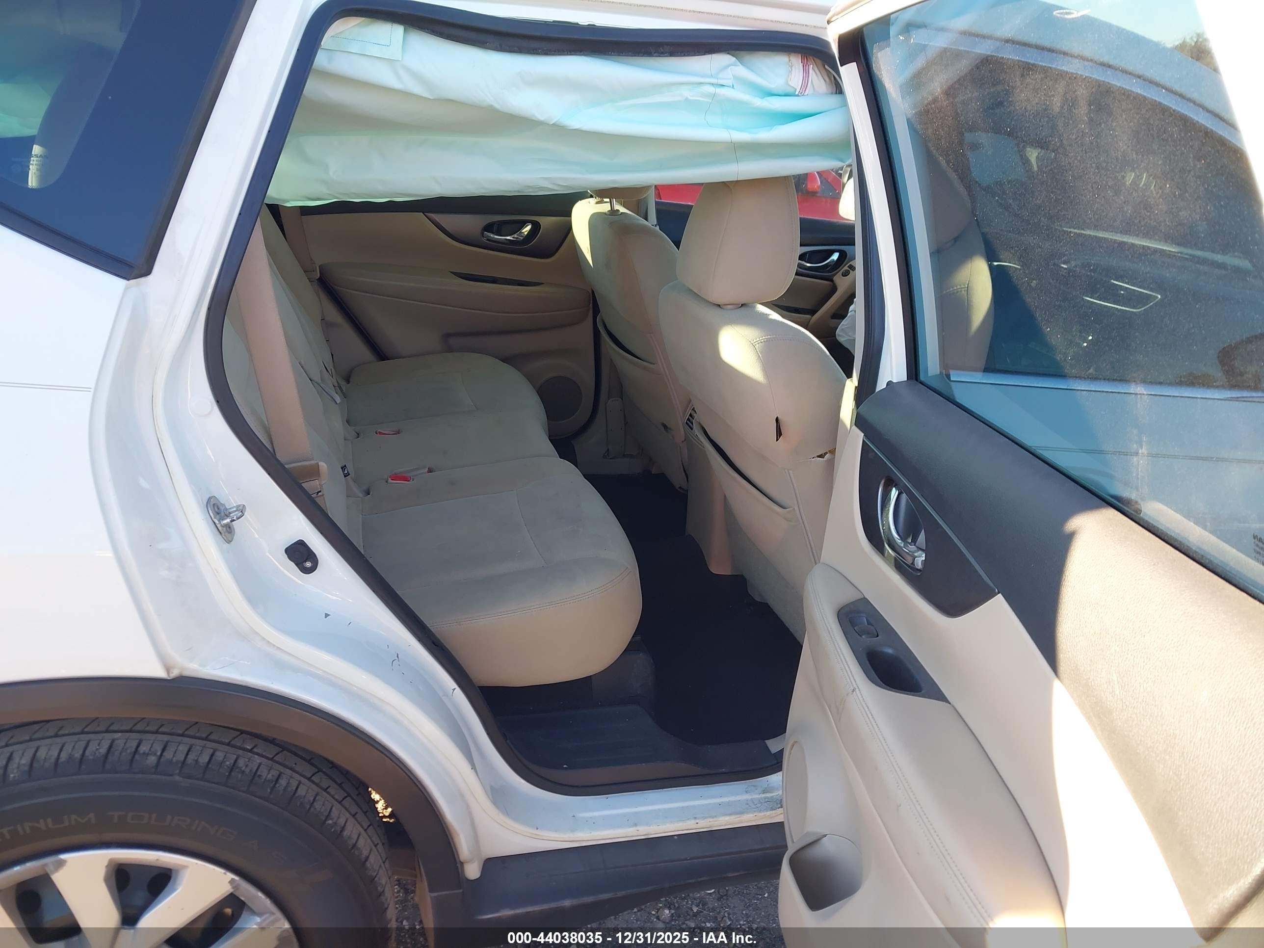 NISSAN ROGUE image 8