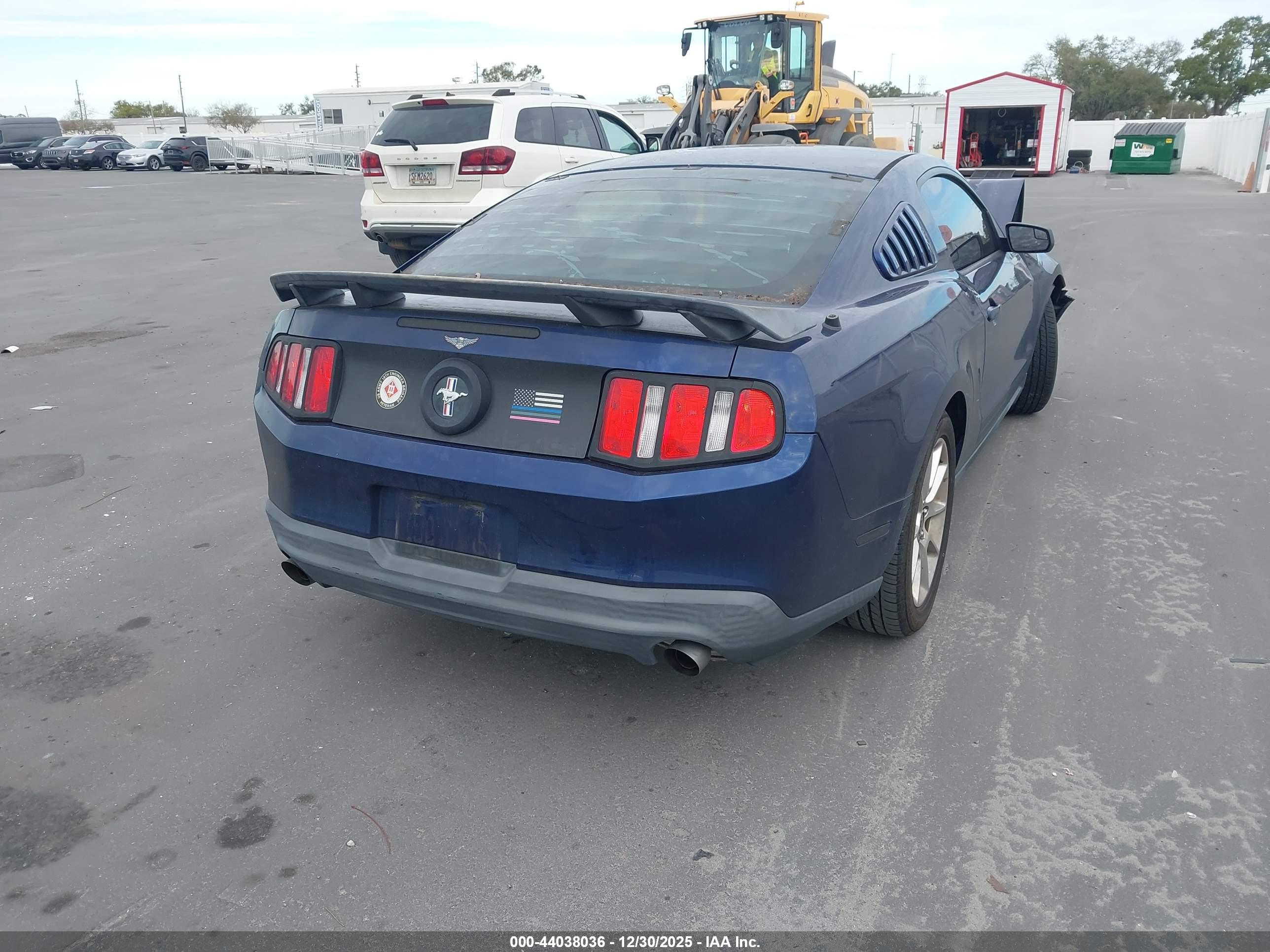 FORD MUSTANG image 4