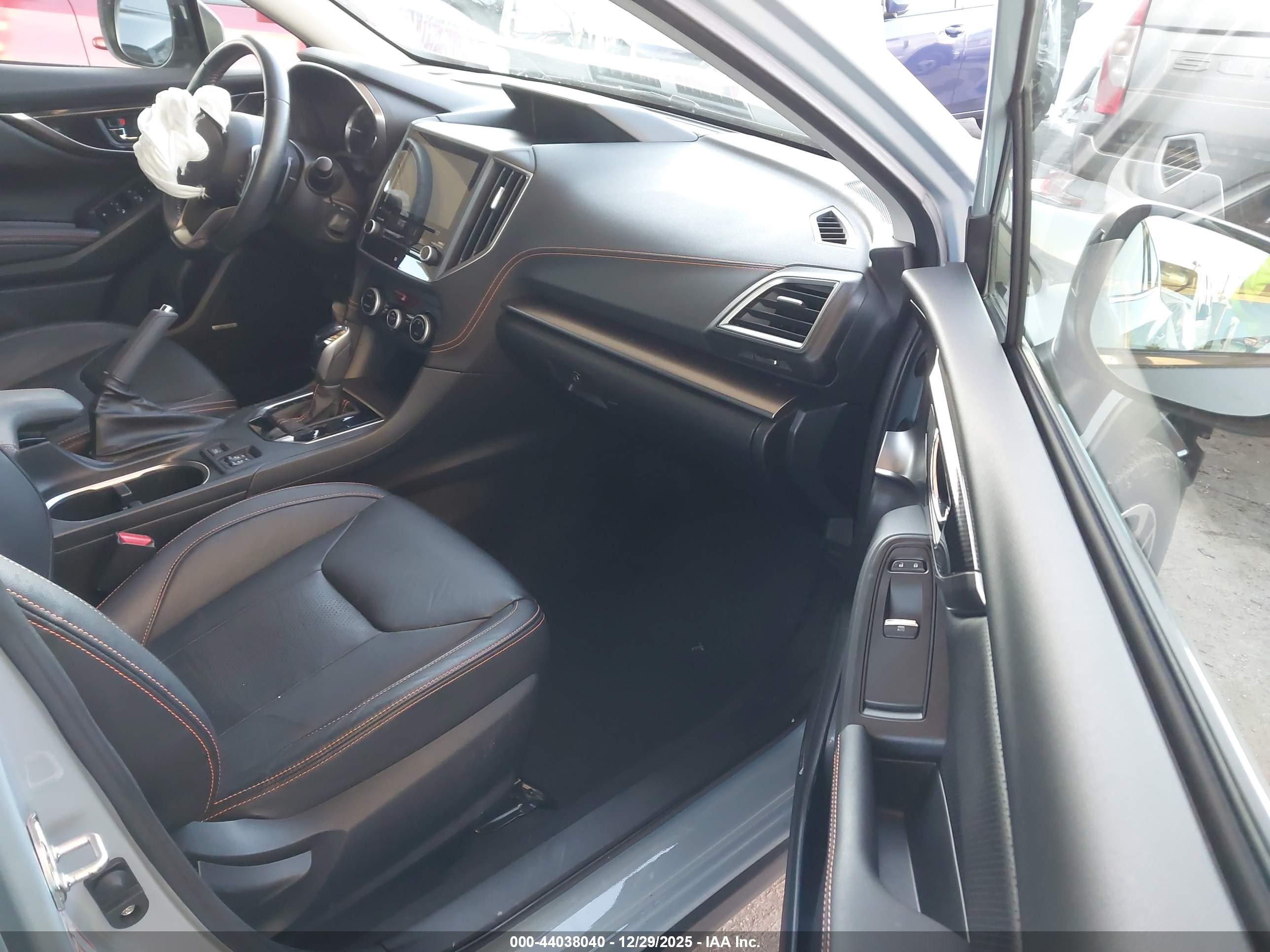 SUBARU CROSSTREK image 5
