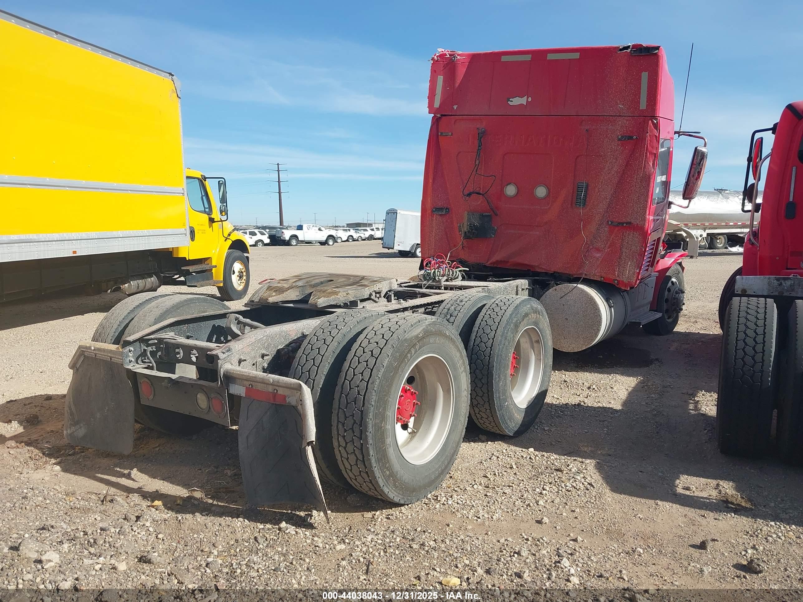 INTERNATIONAL PROSTAR+ image 4