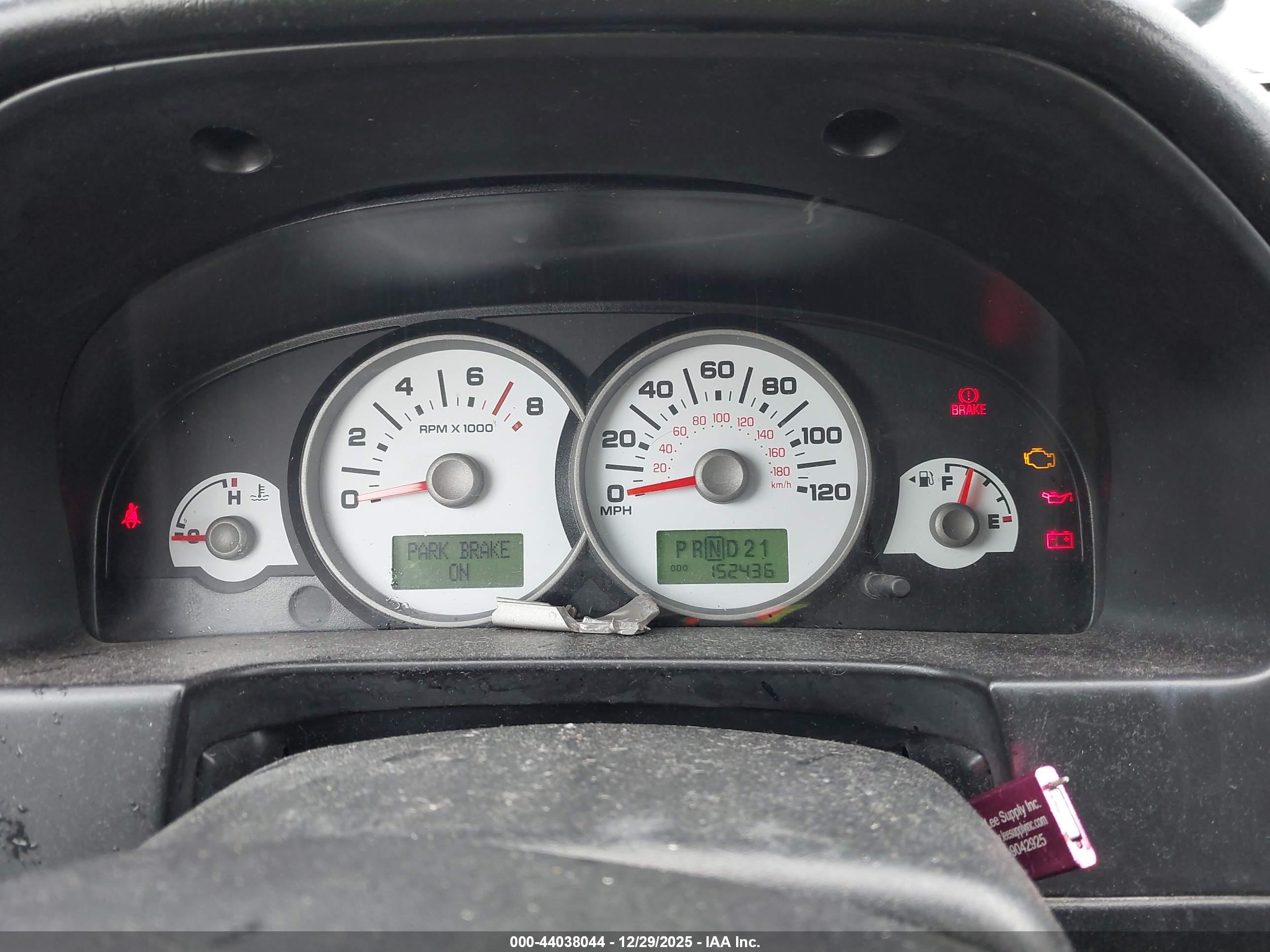 FORD ESCAPE image 7