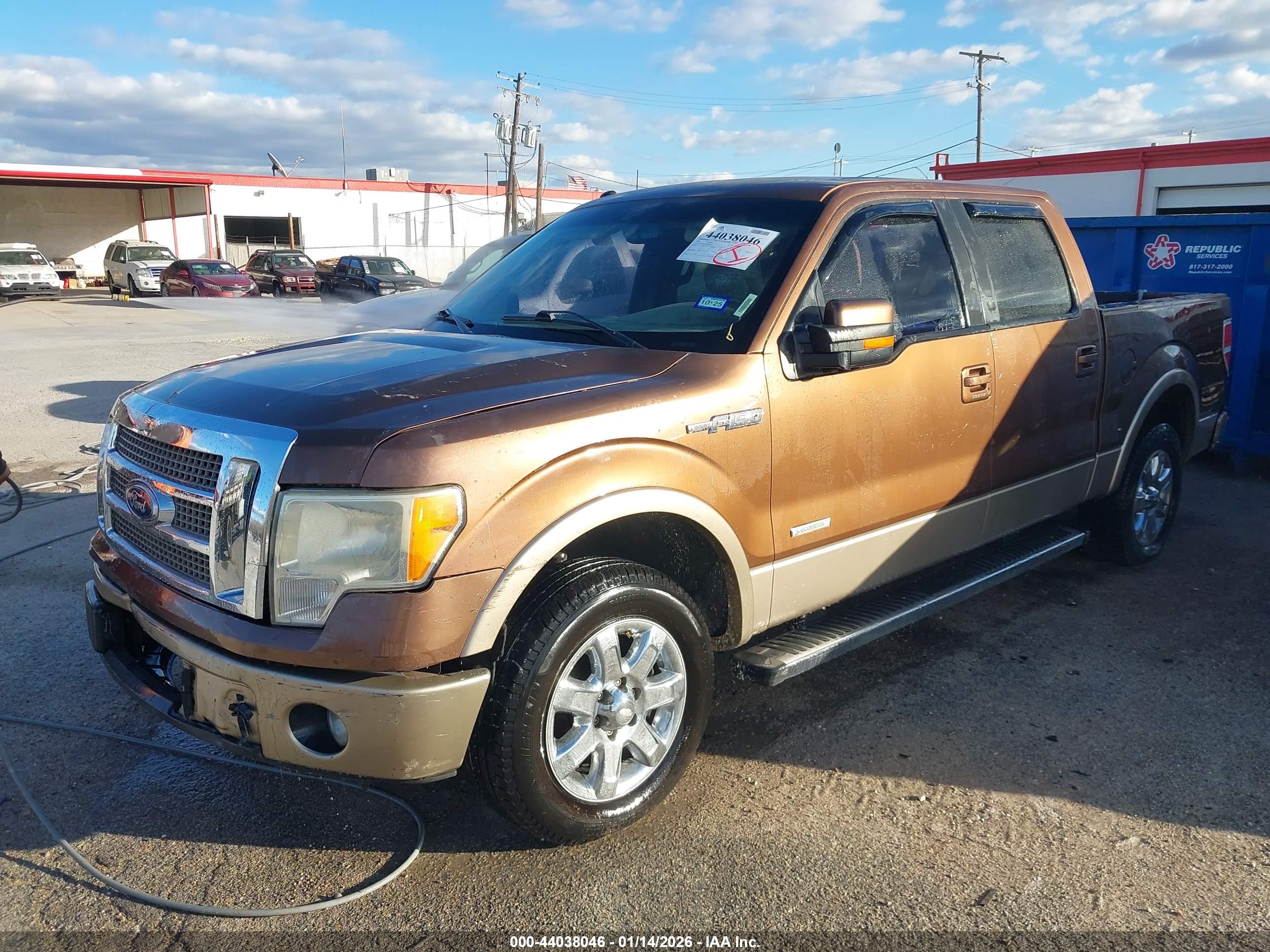 FORD F-150 image 2