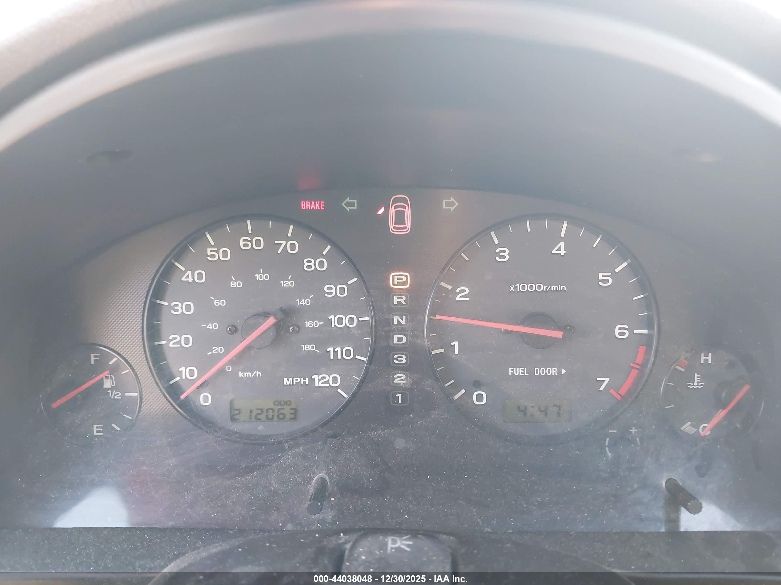 SUBARU OUTBACK image 7
