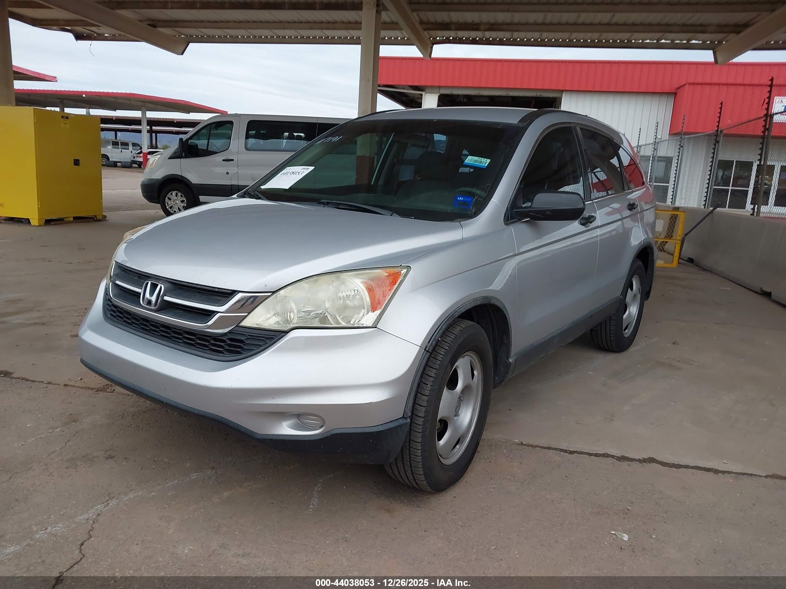 HONDA CR-V image 2