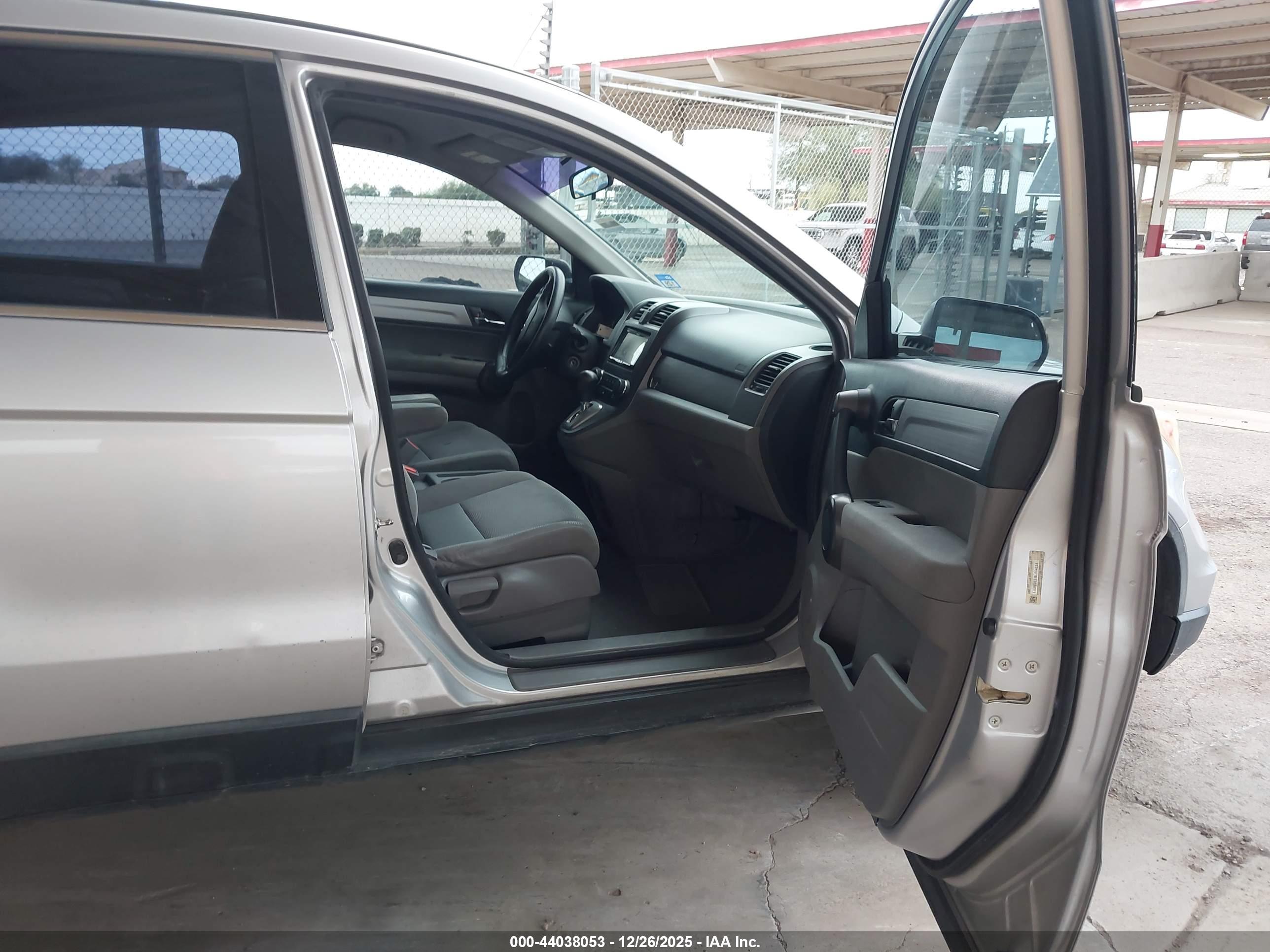 HONDA CR-V image 5