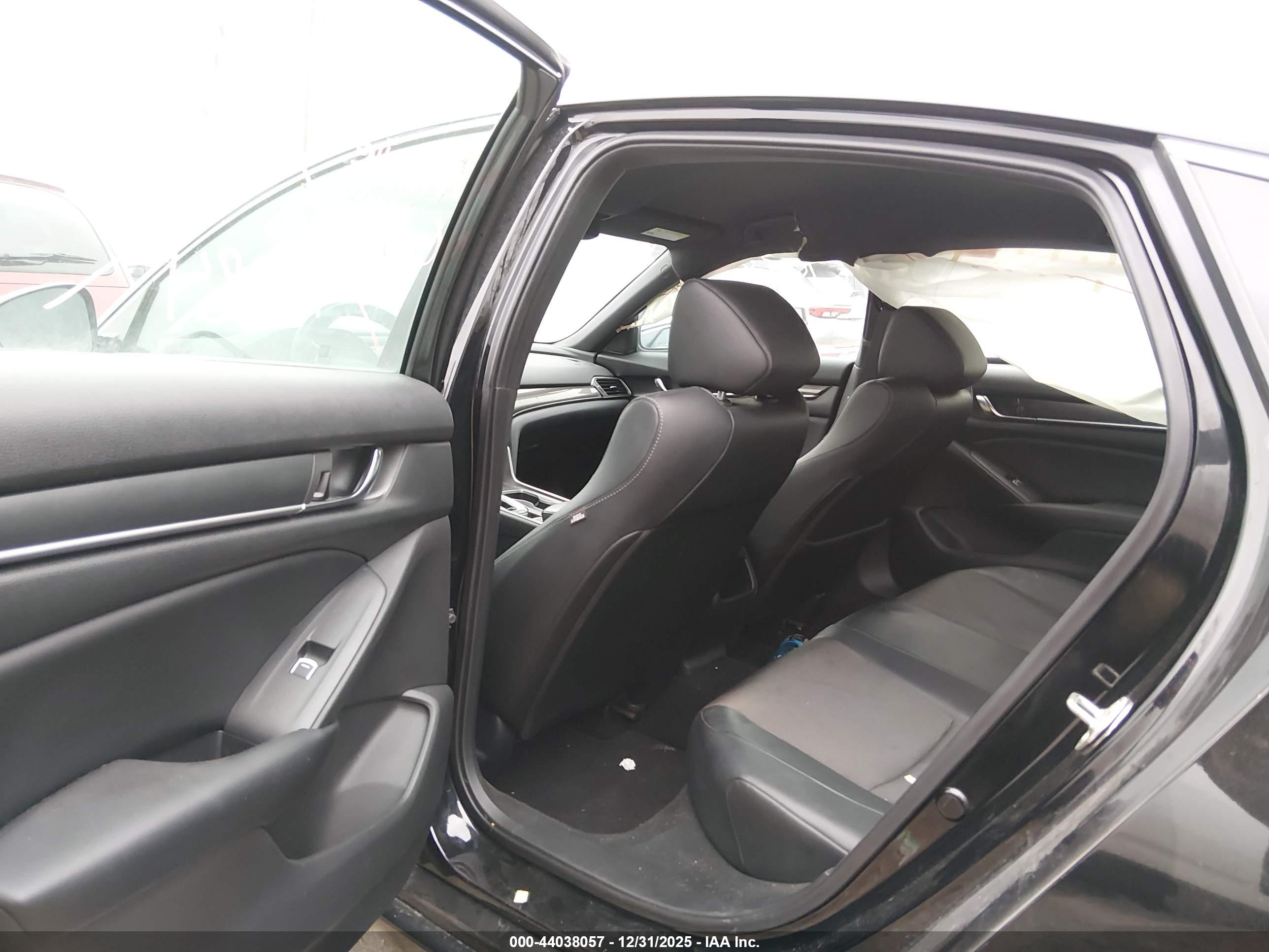 HONDA ACCORD image 8