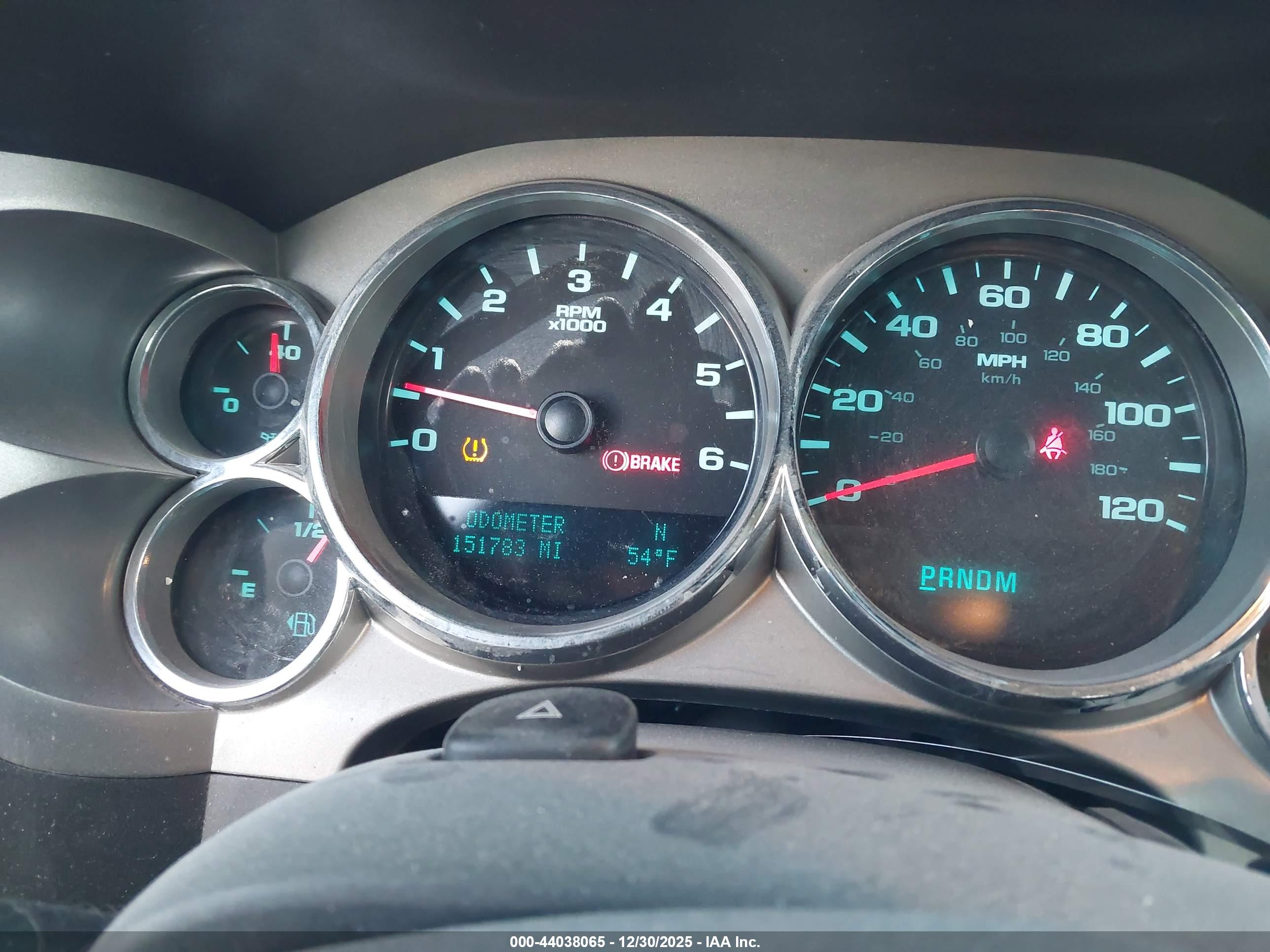 CHEVROLET SILVERADO image 7
