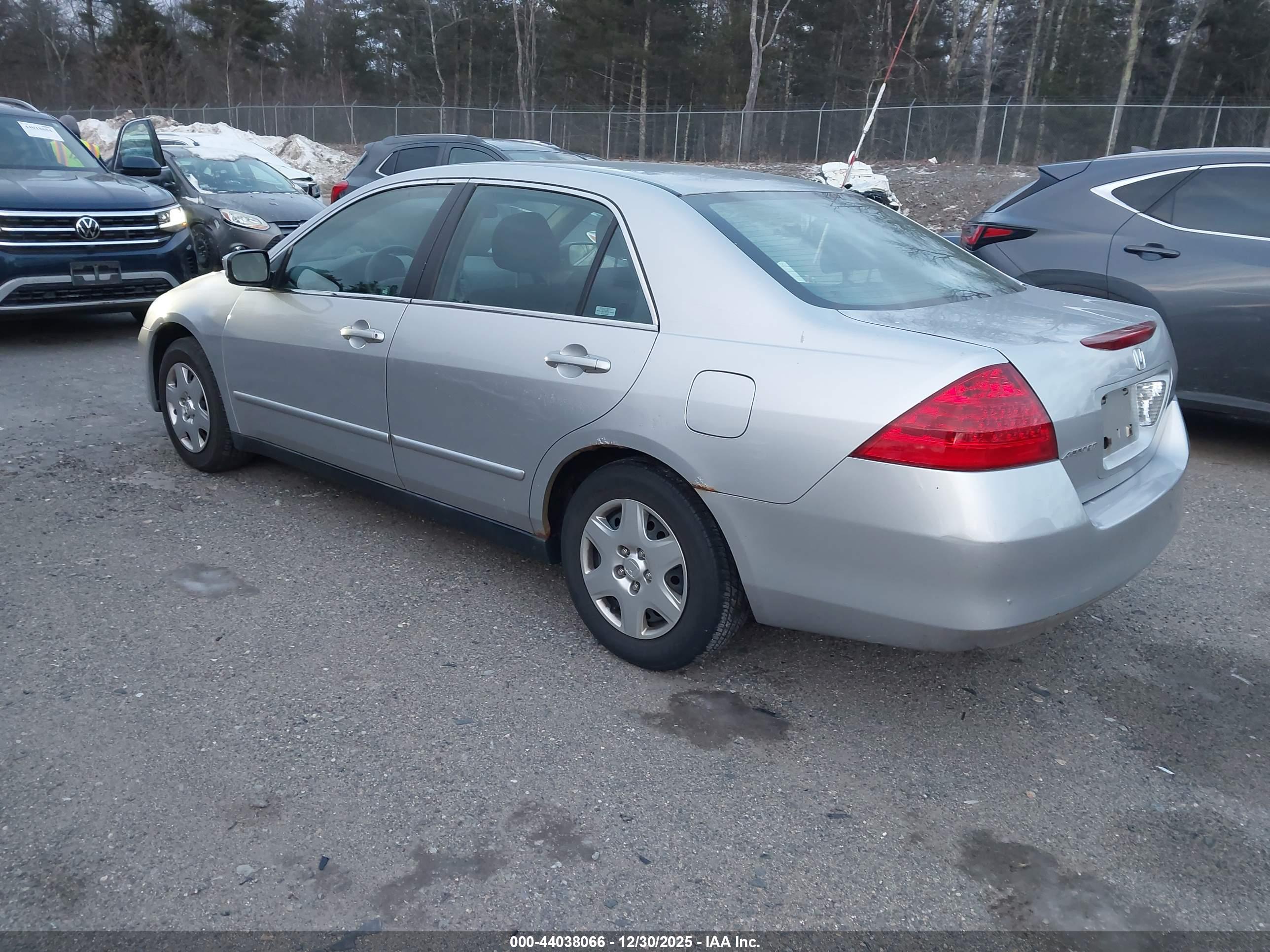 HONDA ACCORD image 3
