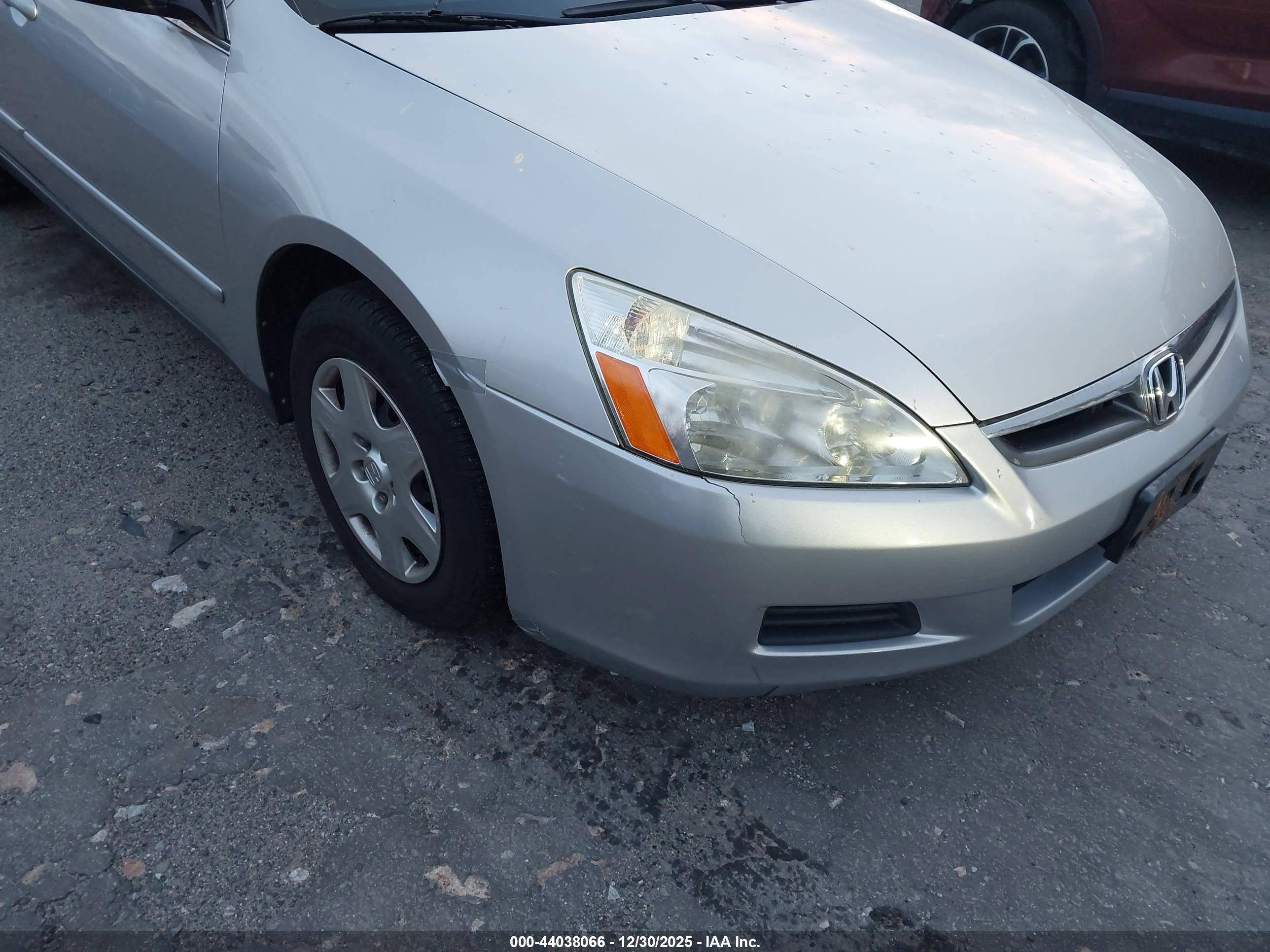 HONDA ACCORD image 6