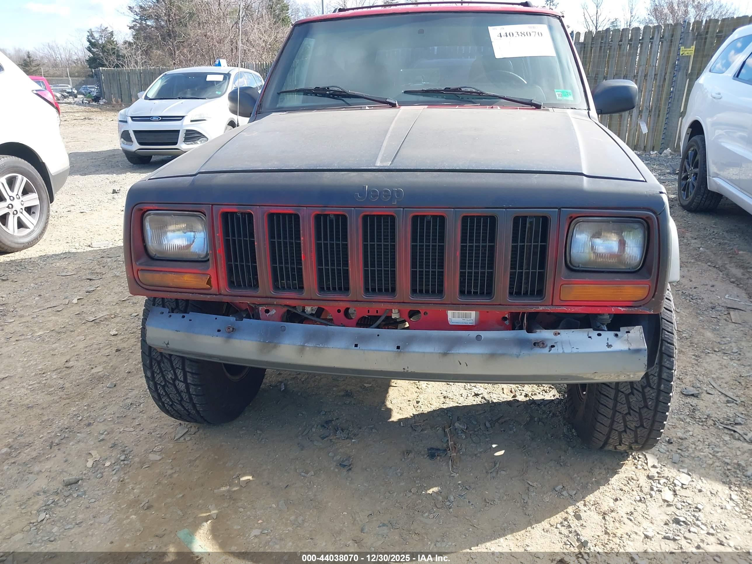 JEEP CHEROKEE image 6