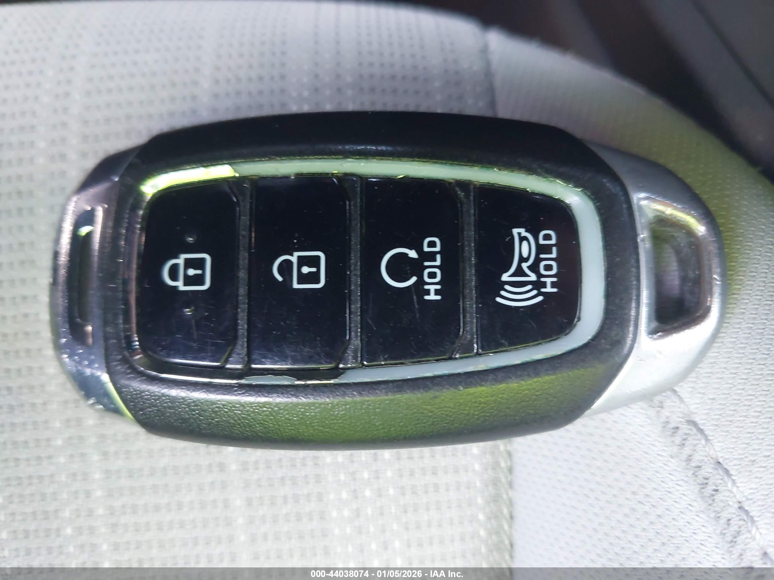 HYUNDAI KONA image 11