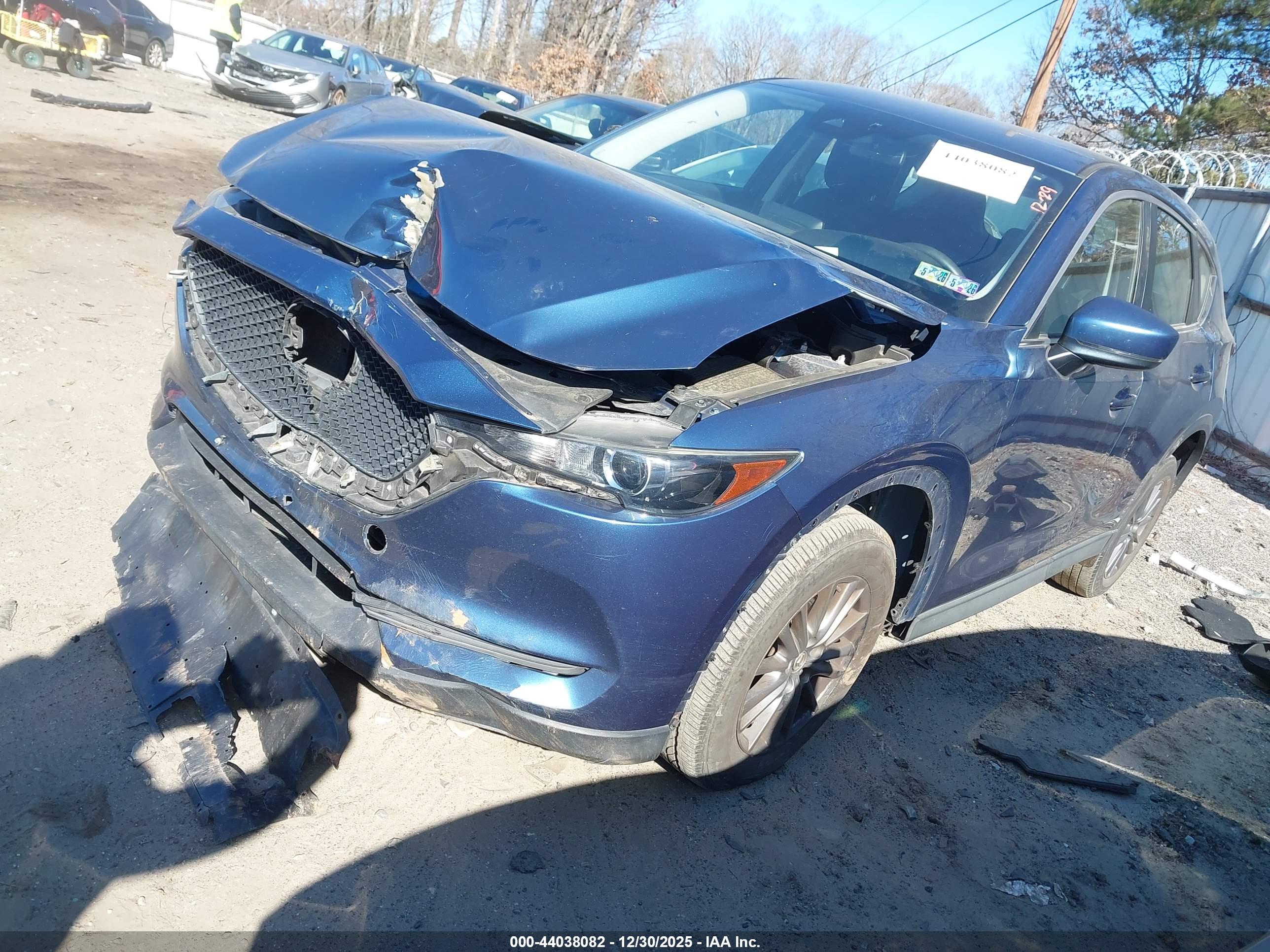 MAZDA CX-5 image 2