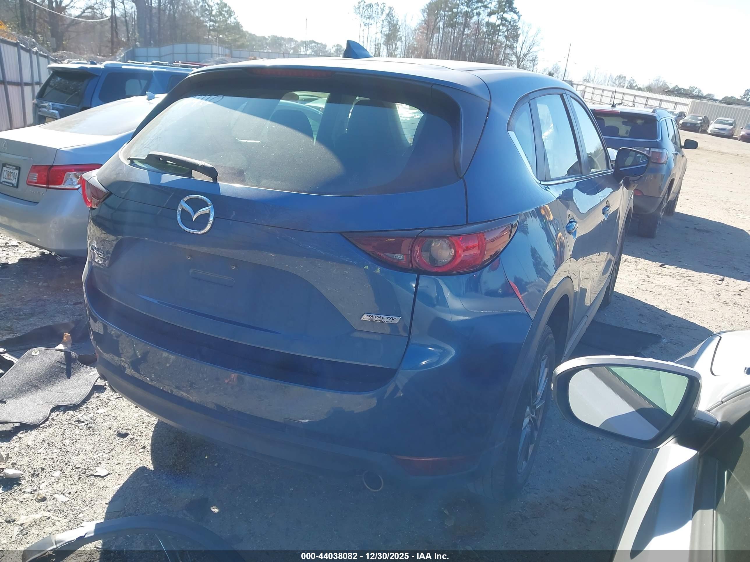 MAZDA CX-5 image 4