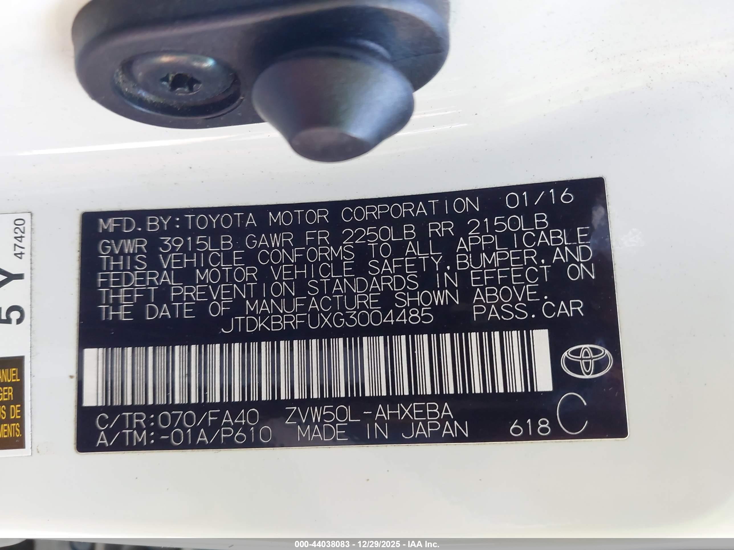 TOYOTA PRIUS image 9
