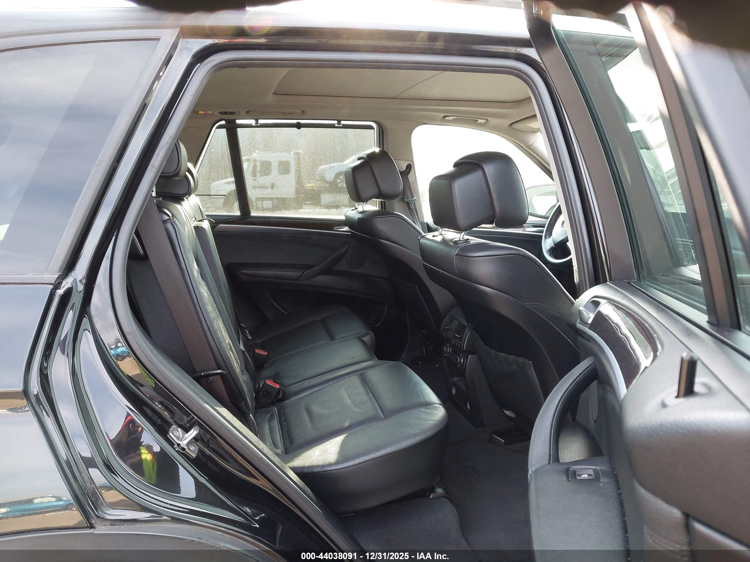 BMW X5 image 8