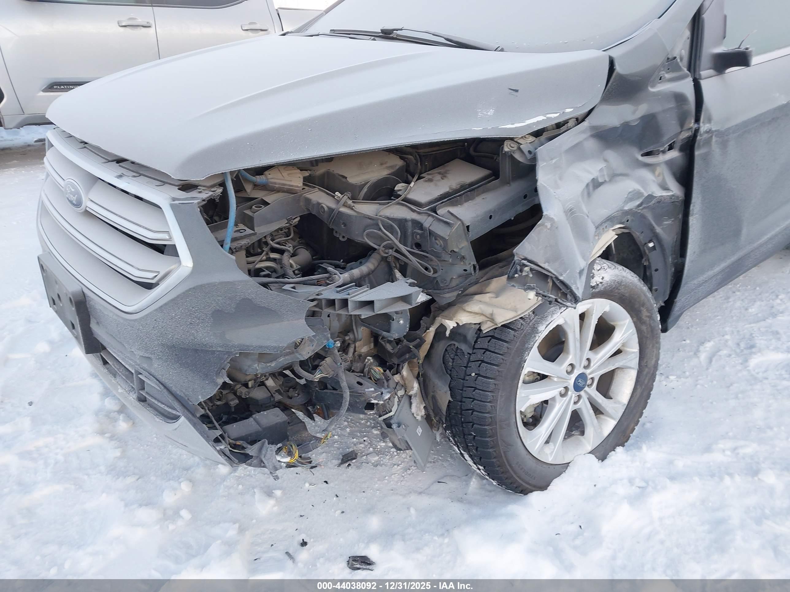 FORD ESCAPE image 6