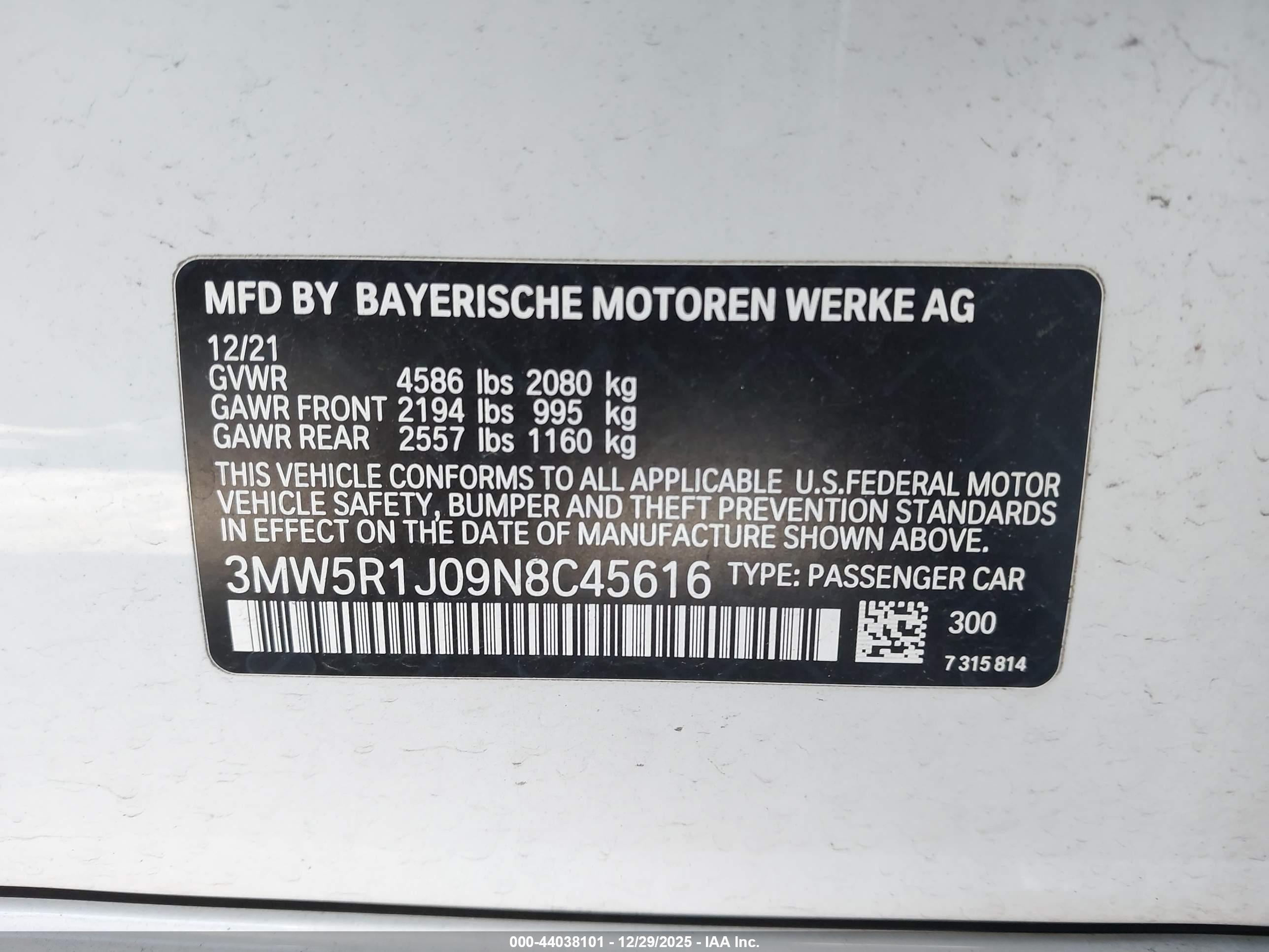 BMW 330I image 9