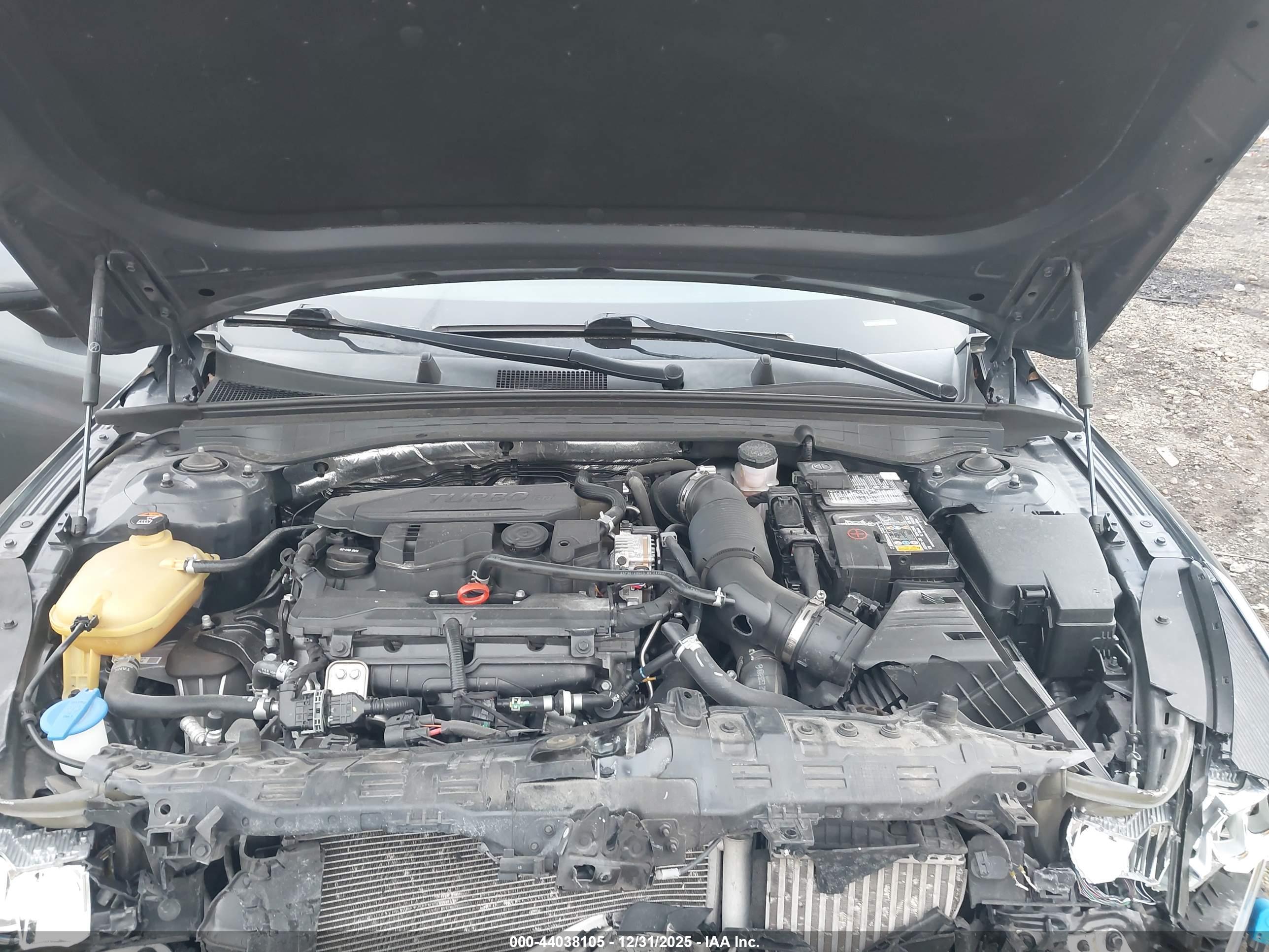 KIA K5 image 10