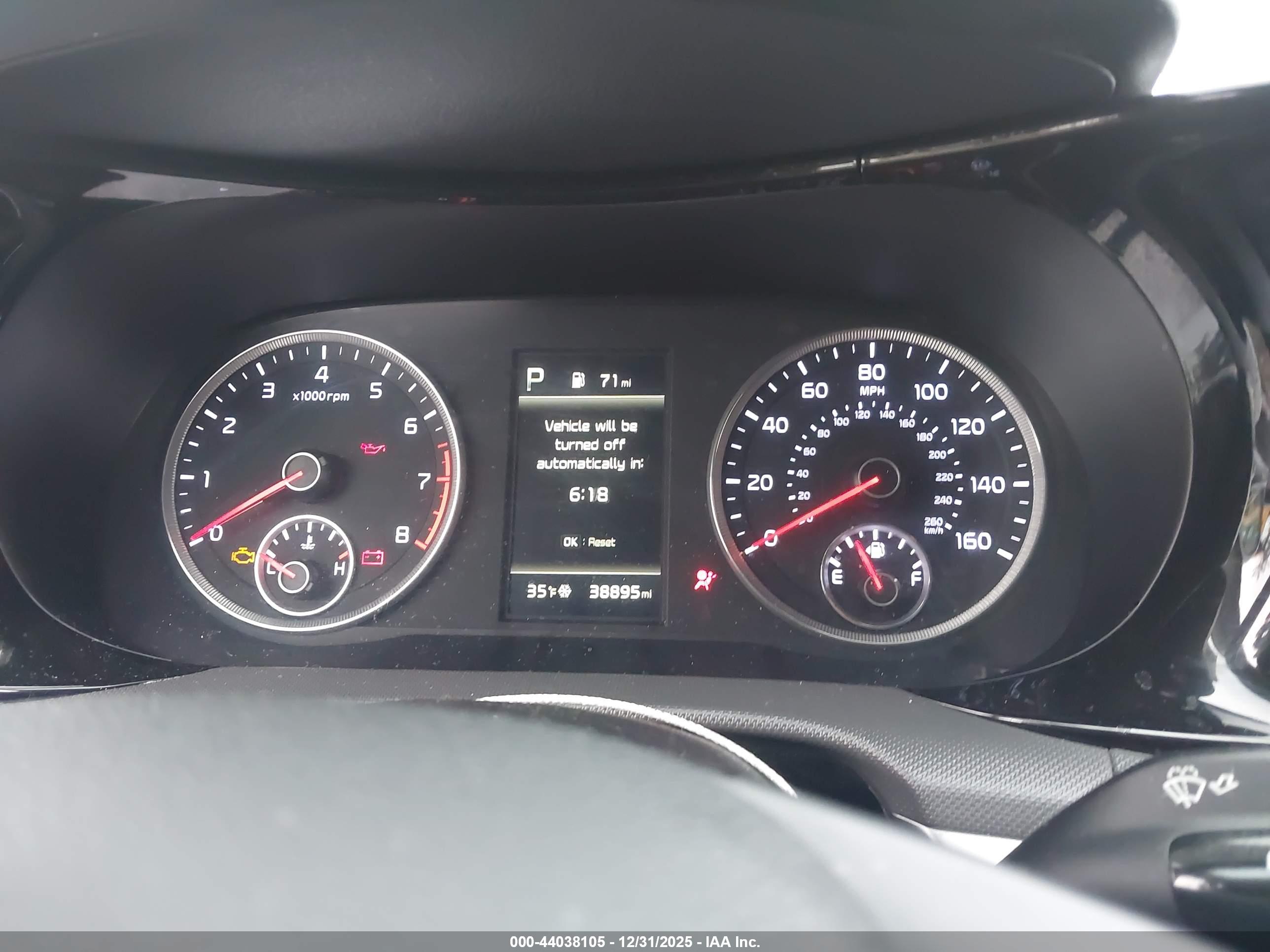 KIA K5 image 7