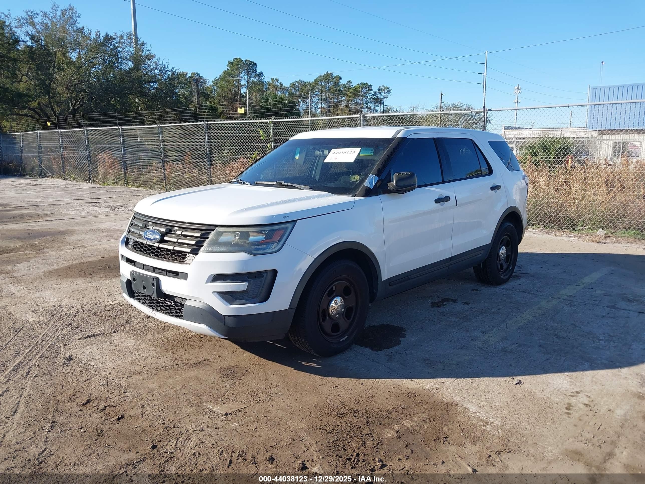 FORD UTILITY image 2