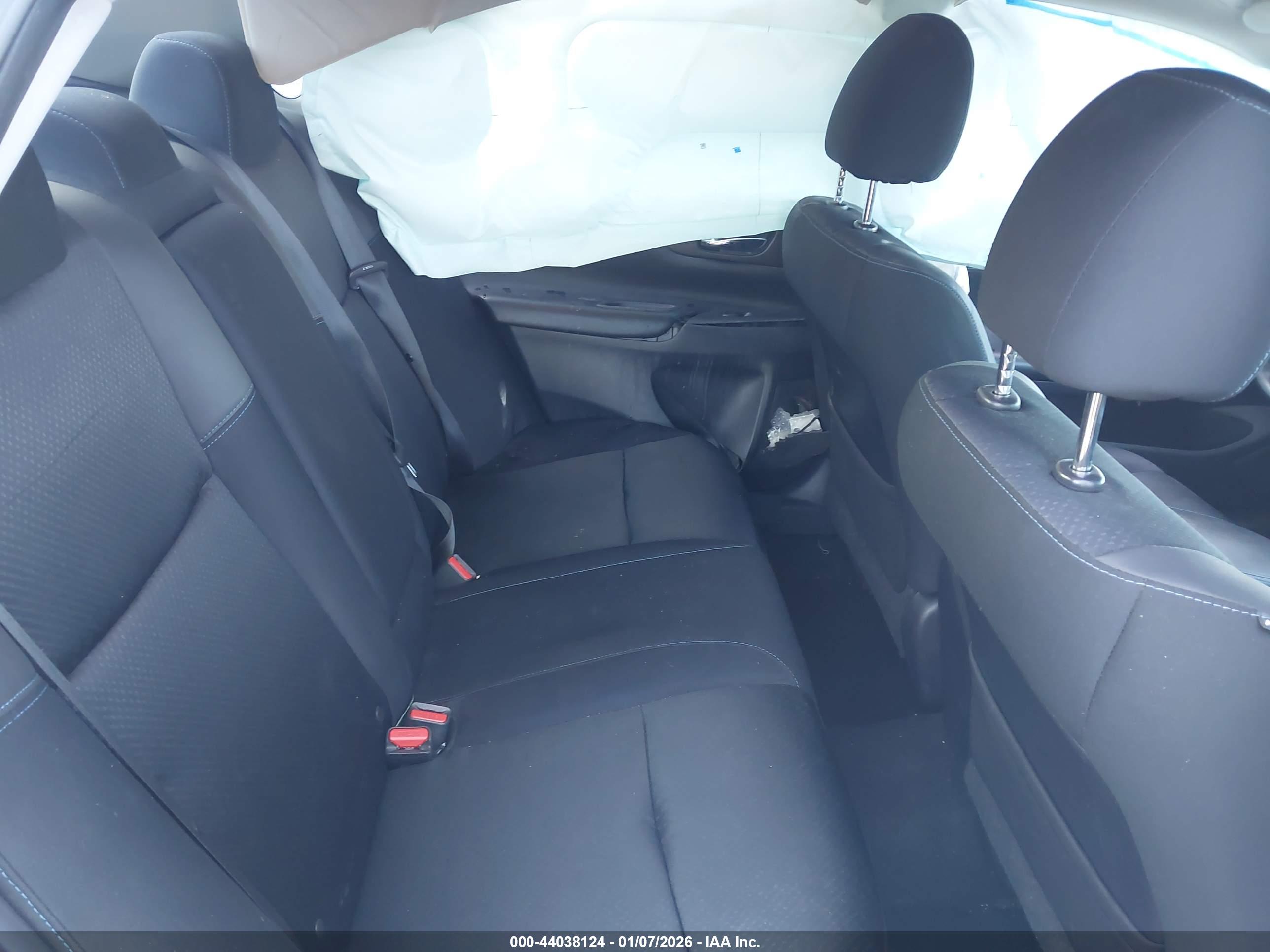 NISSAN ALTIMA image 8
