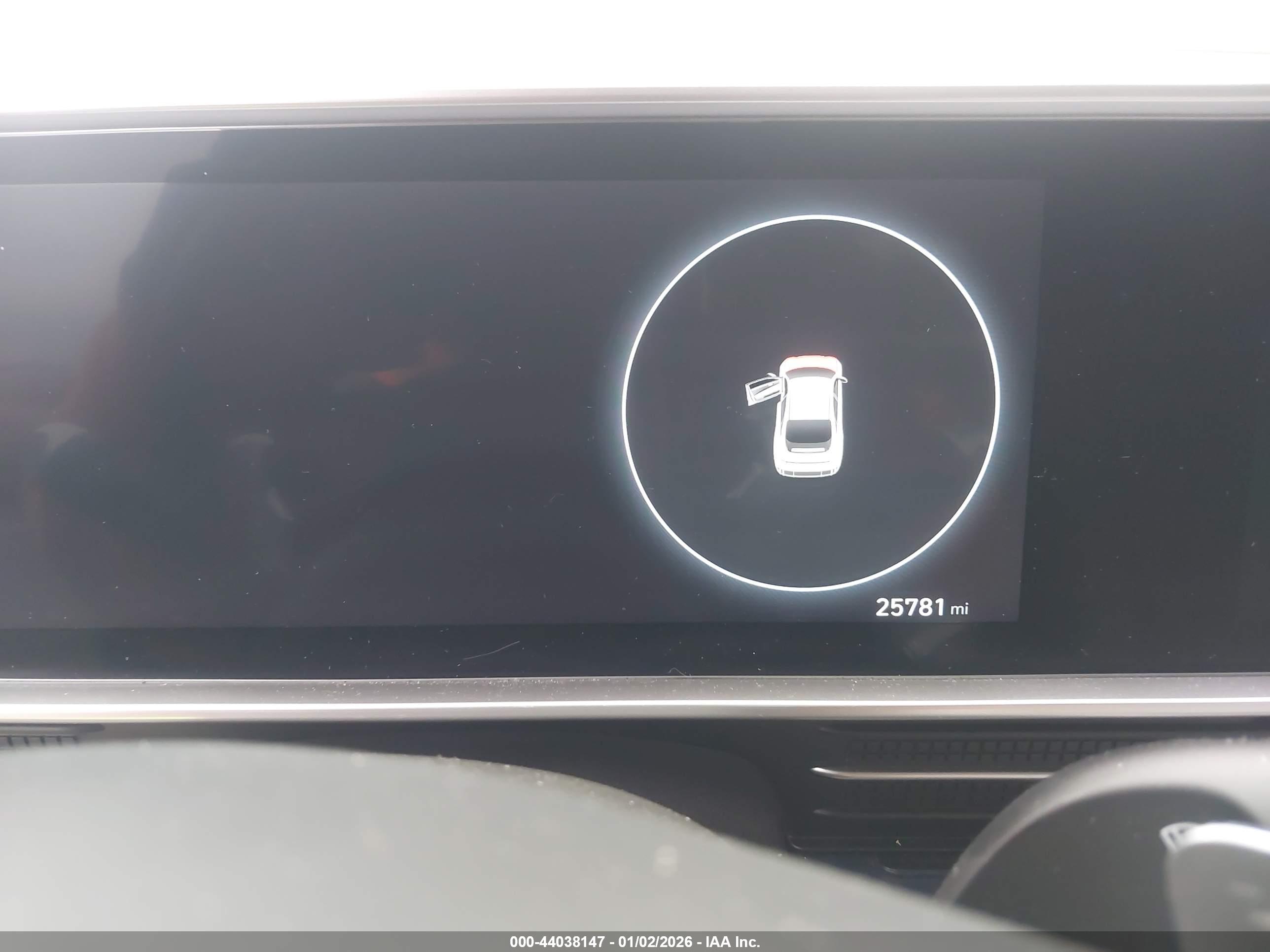 HYUNDAI IONIQ image 7