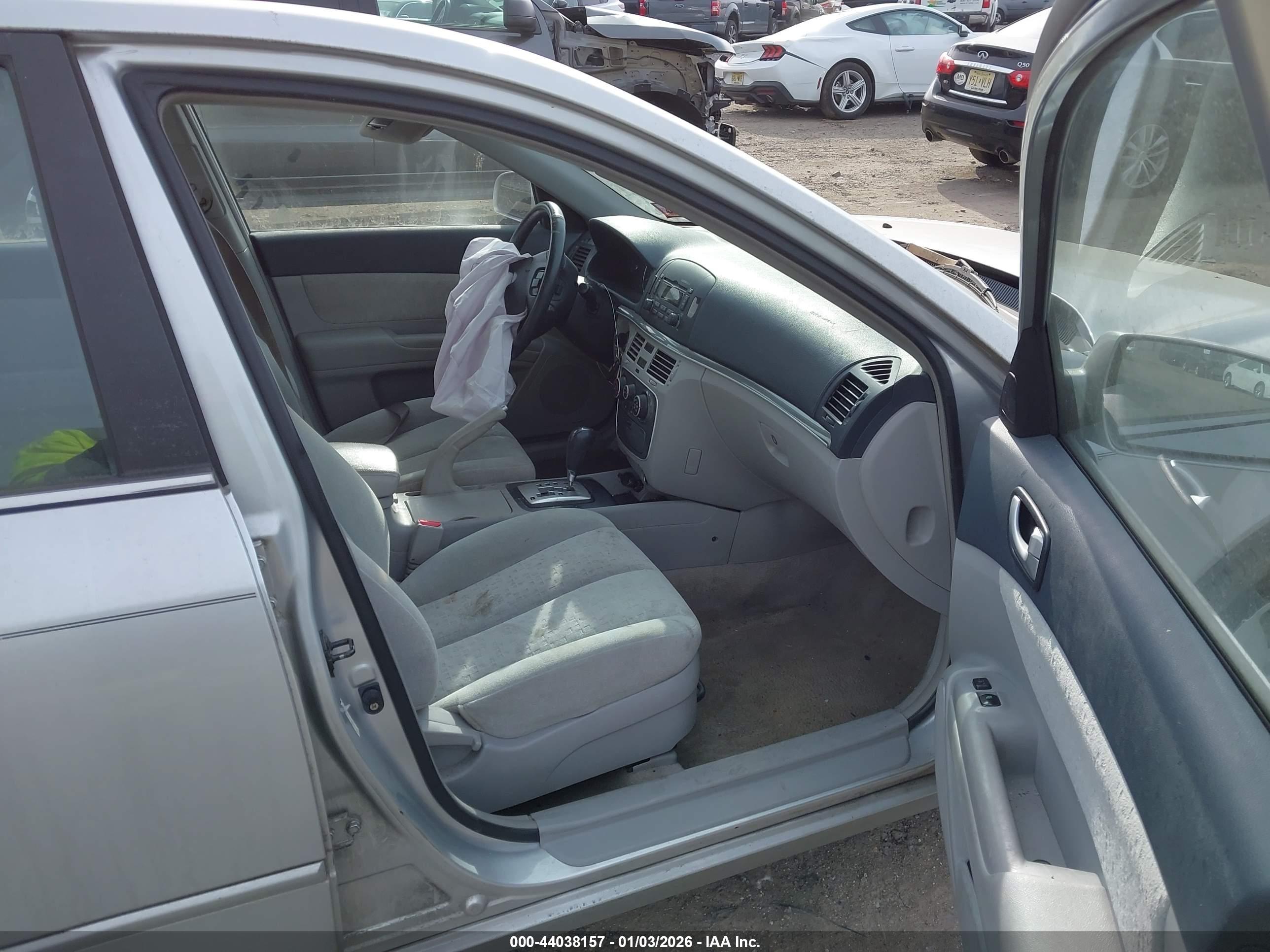 HYUNDAI SONATA image 5