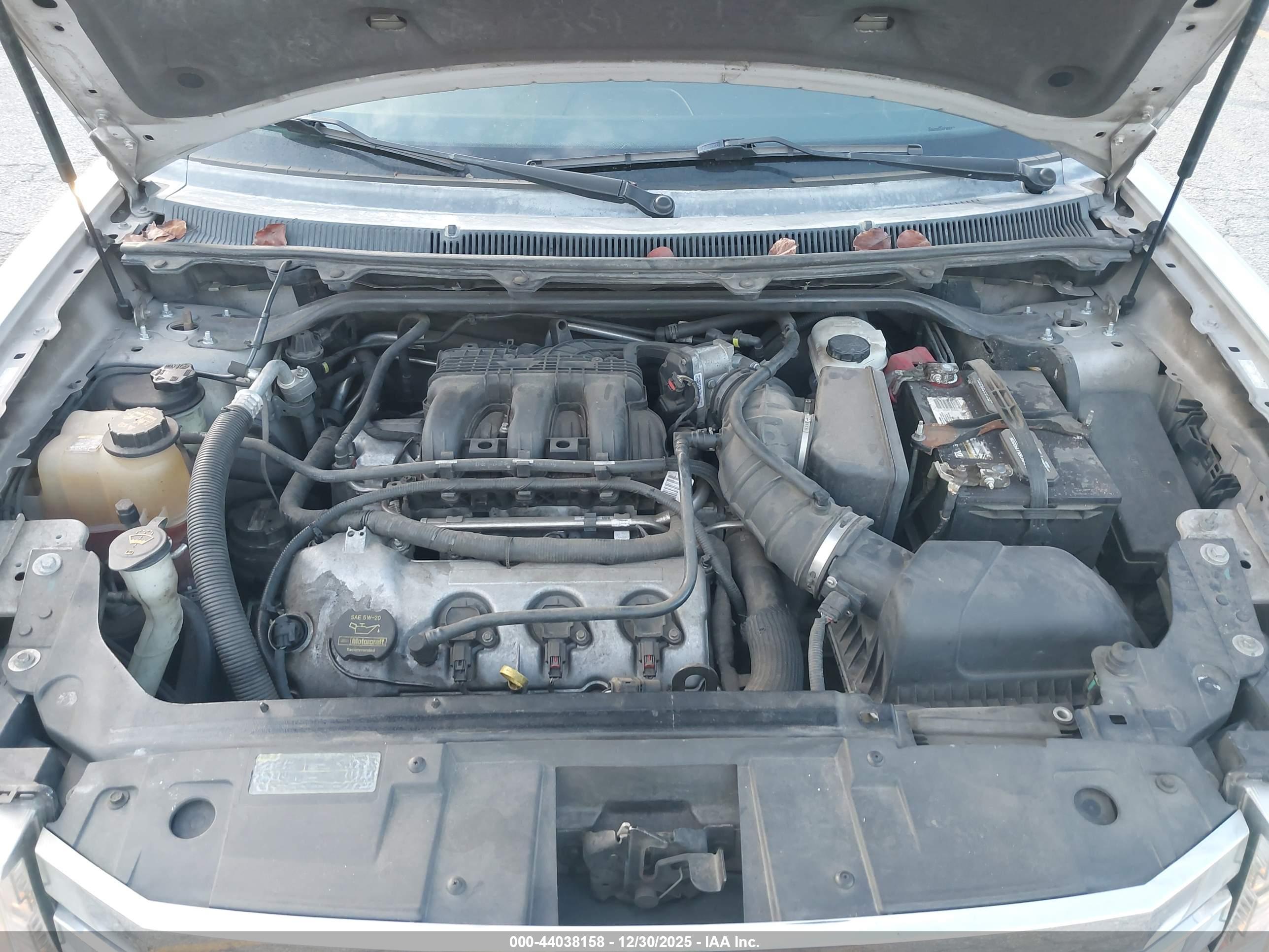 FORD FLEX image 10