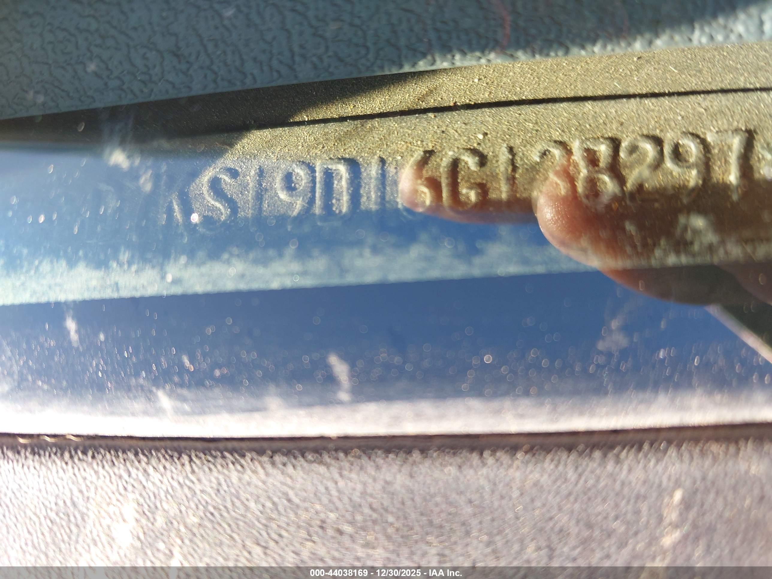 DODGE RAM image 9
