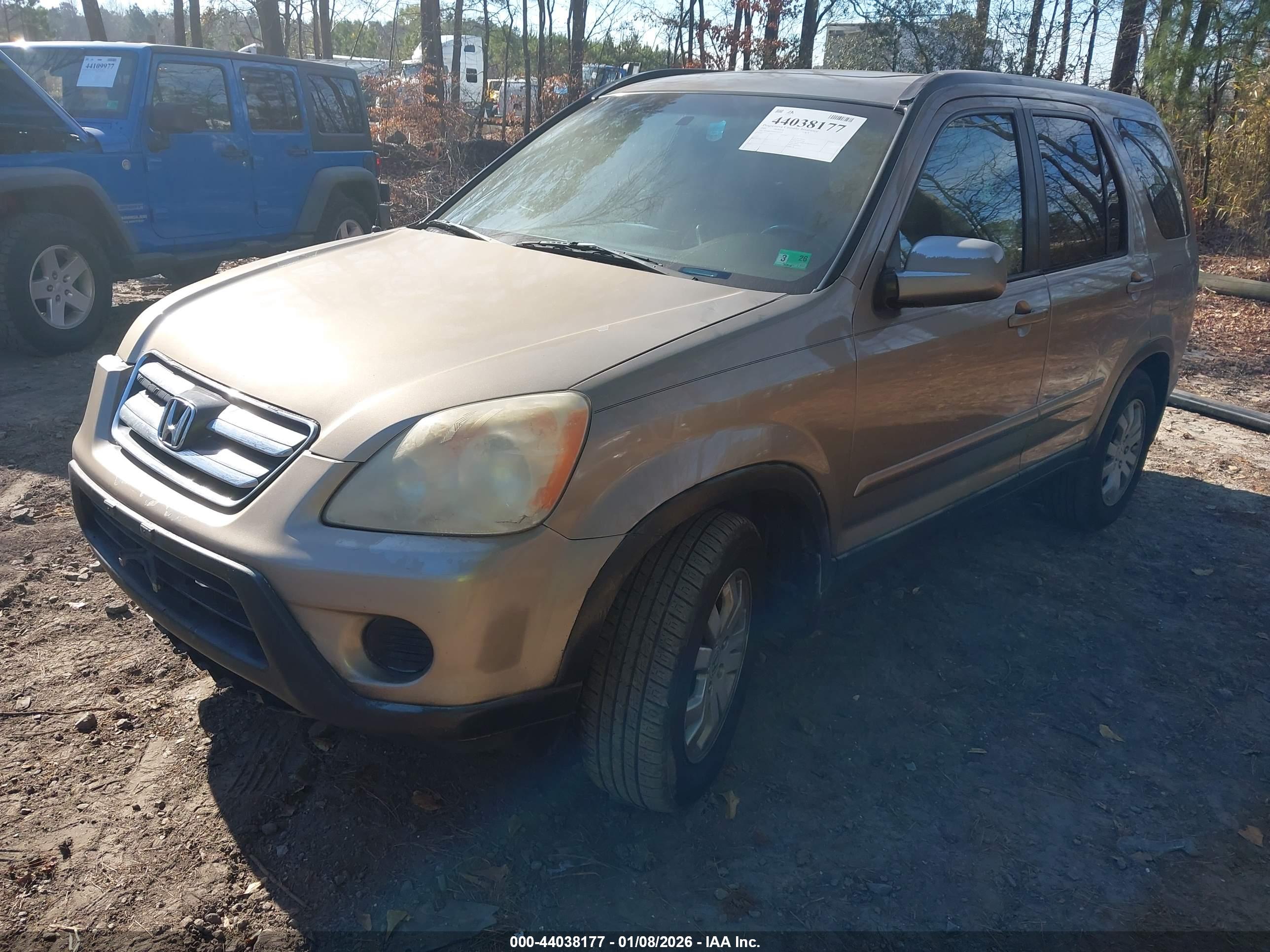 HONDA CR-V image 2