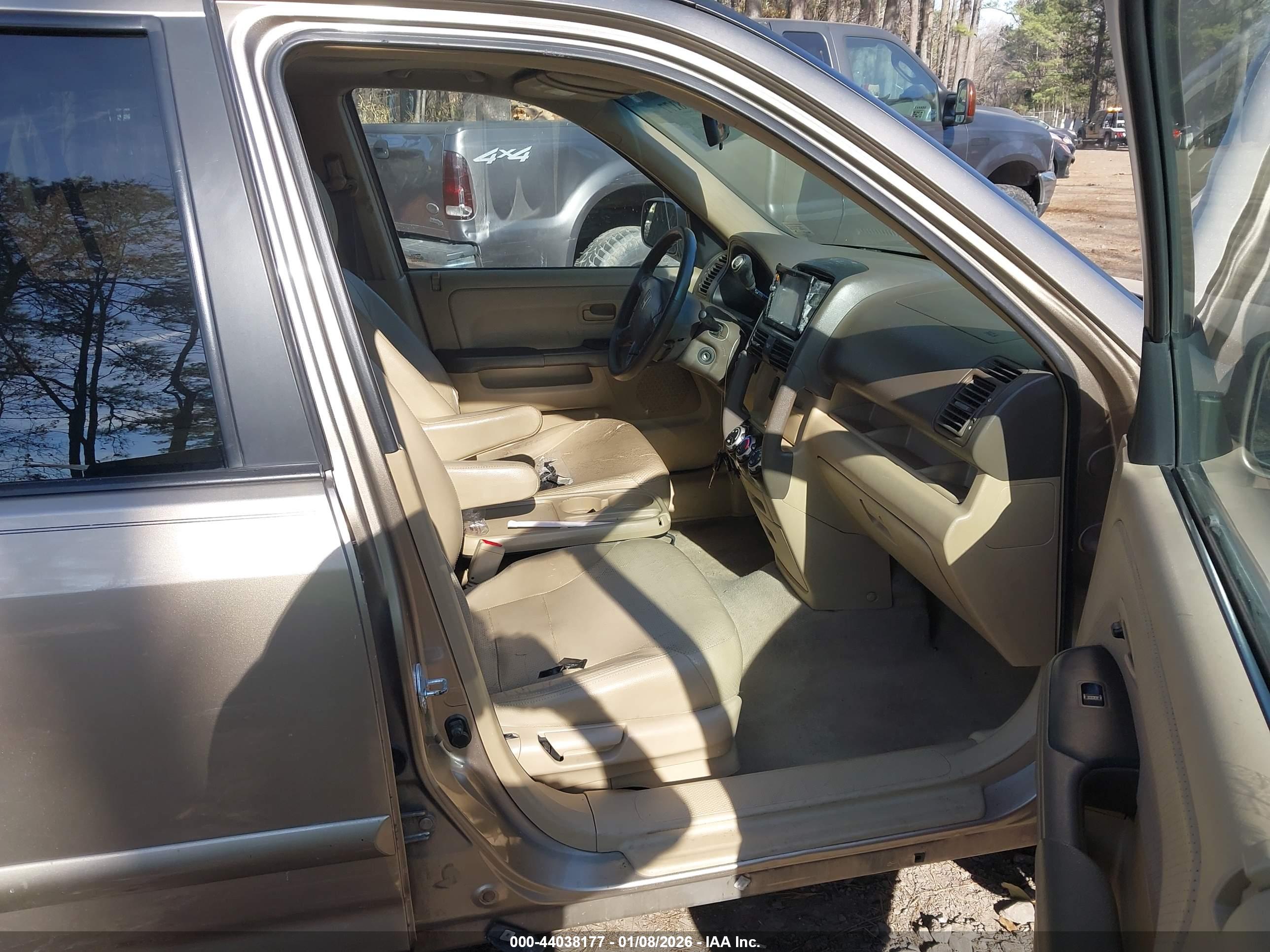 HONDA CR-V image 5