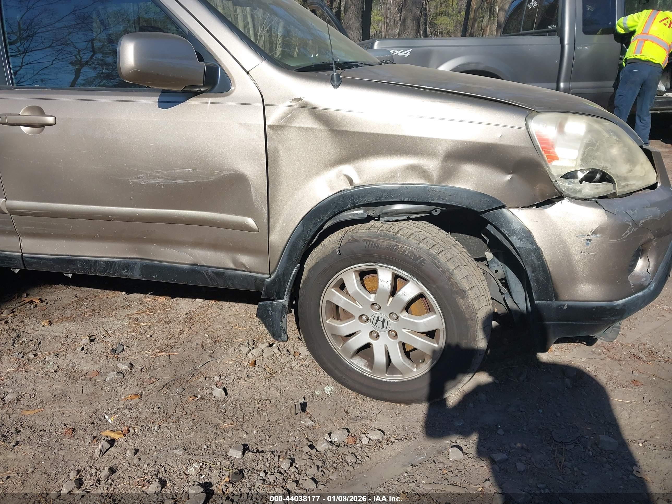 HONDA CR-V image 6