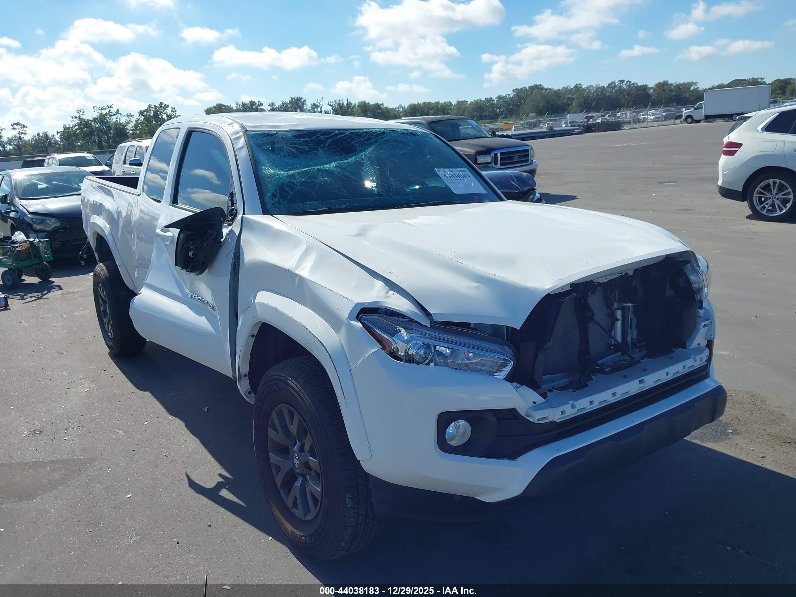TOYOTA TACOMA image 6