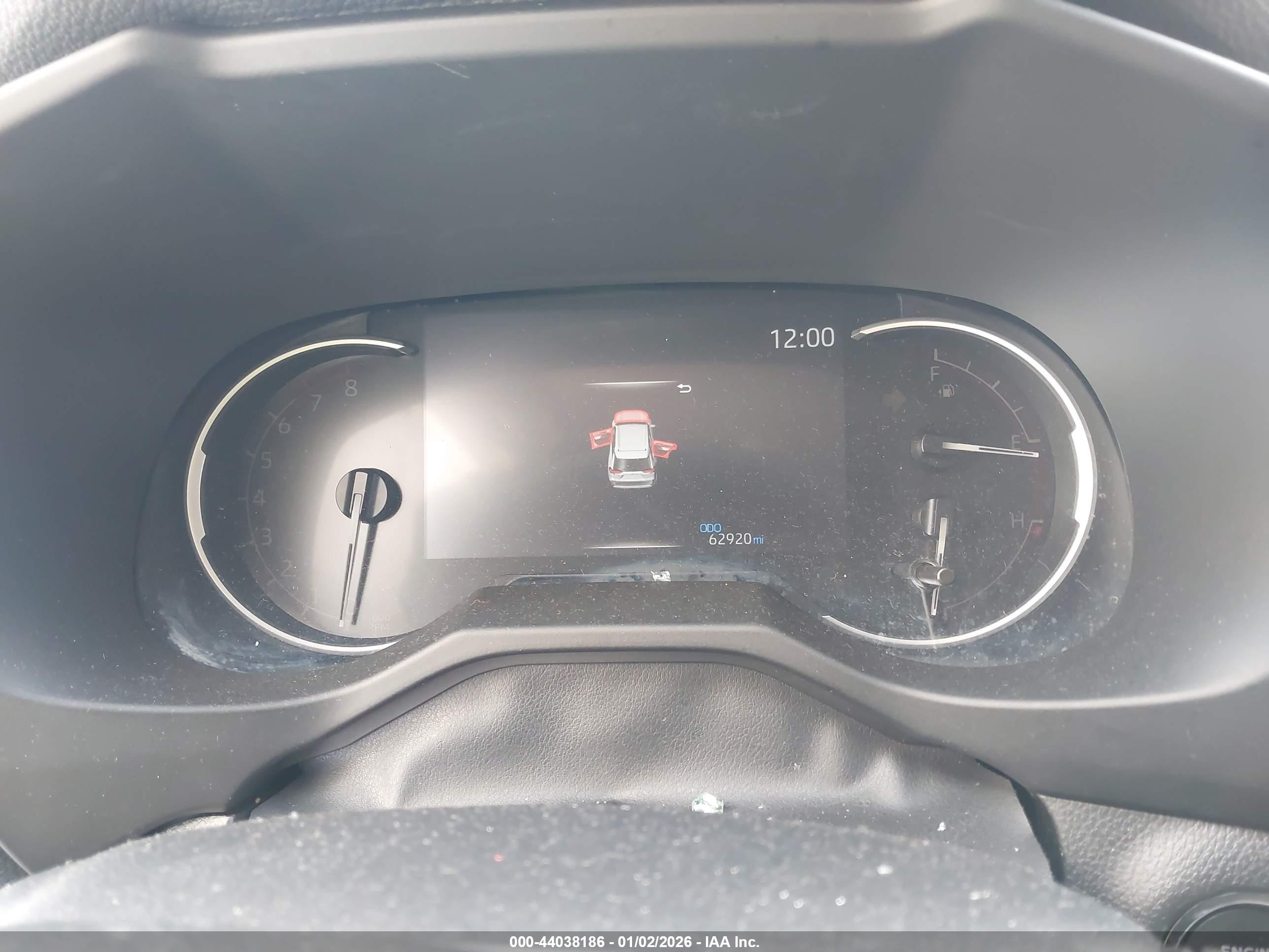 TOYOTA RAV4 image 7
