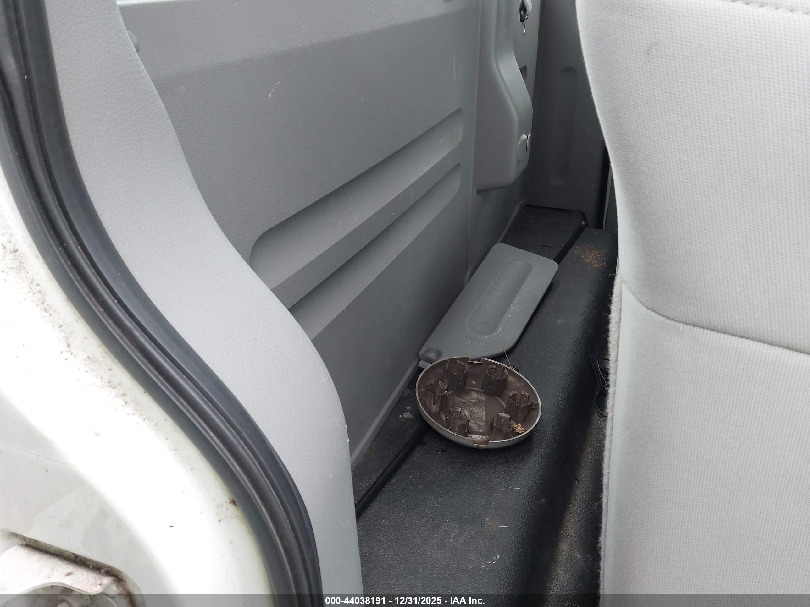 FORD F-150 image 8