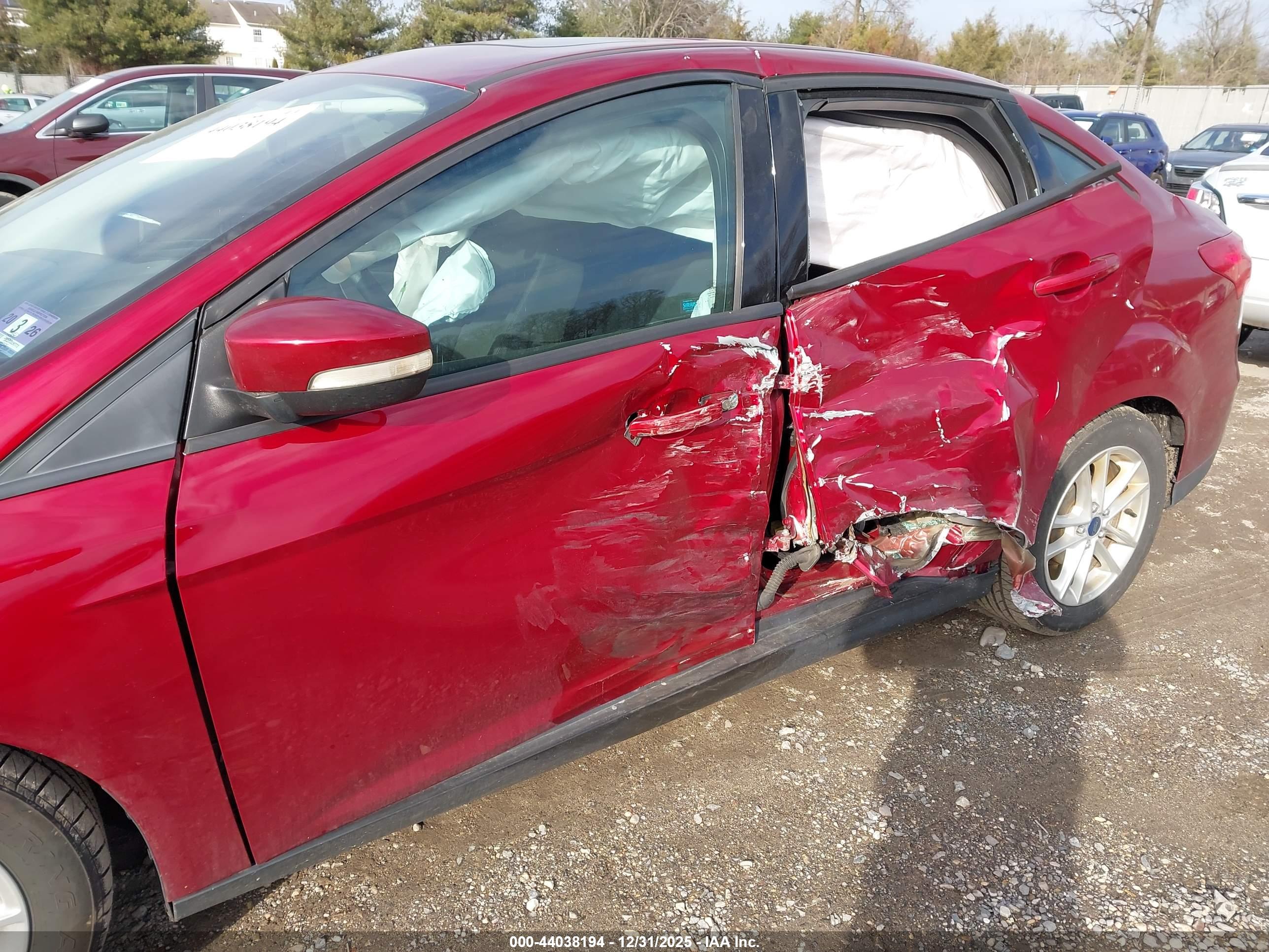 FORD FOCUS image 6