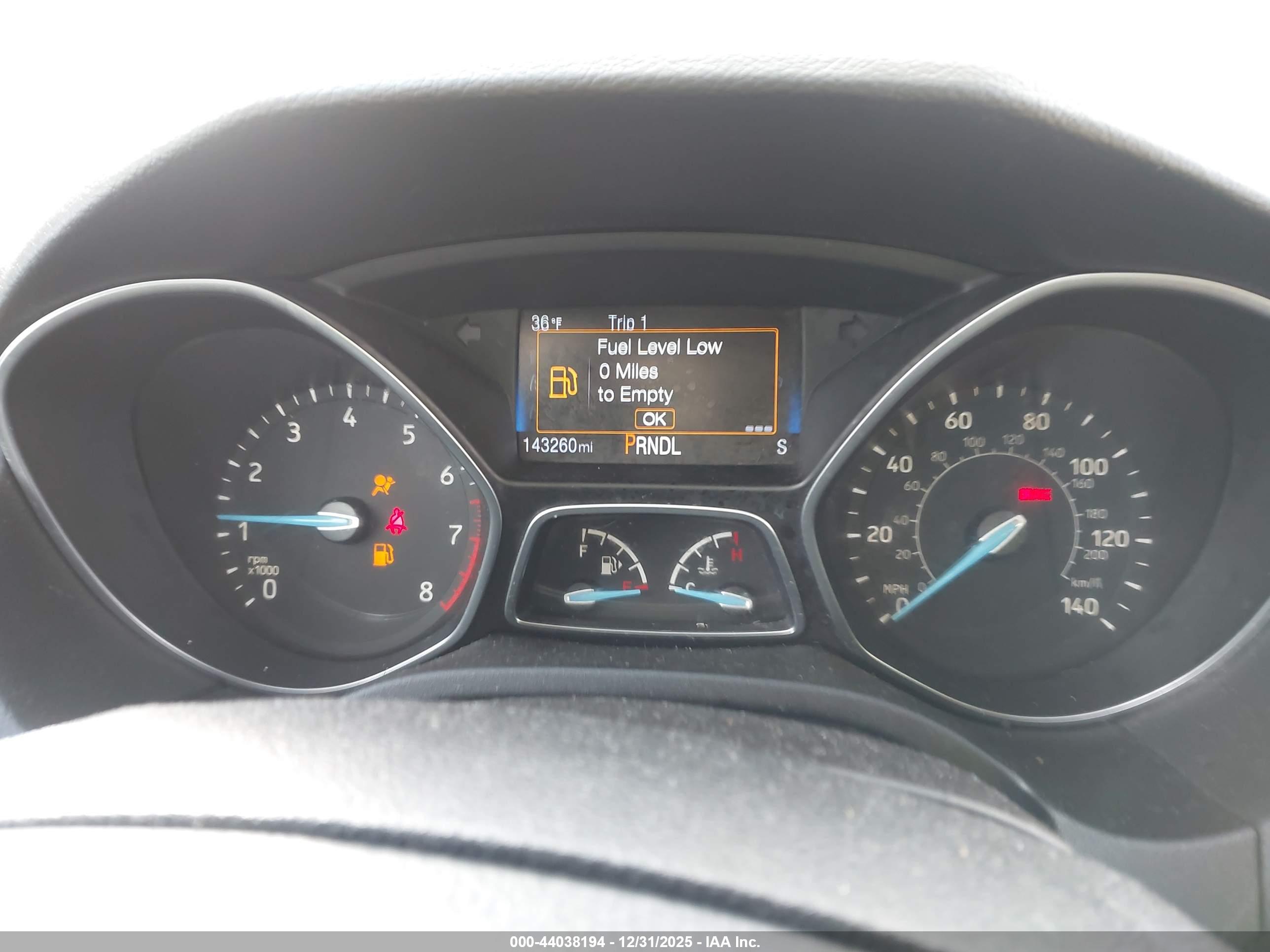 FORD FOCUS image 7