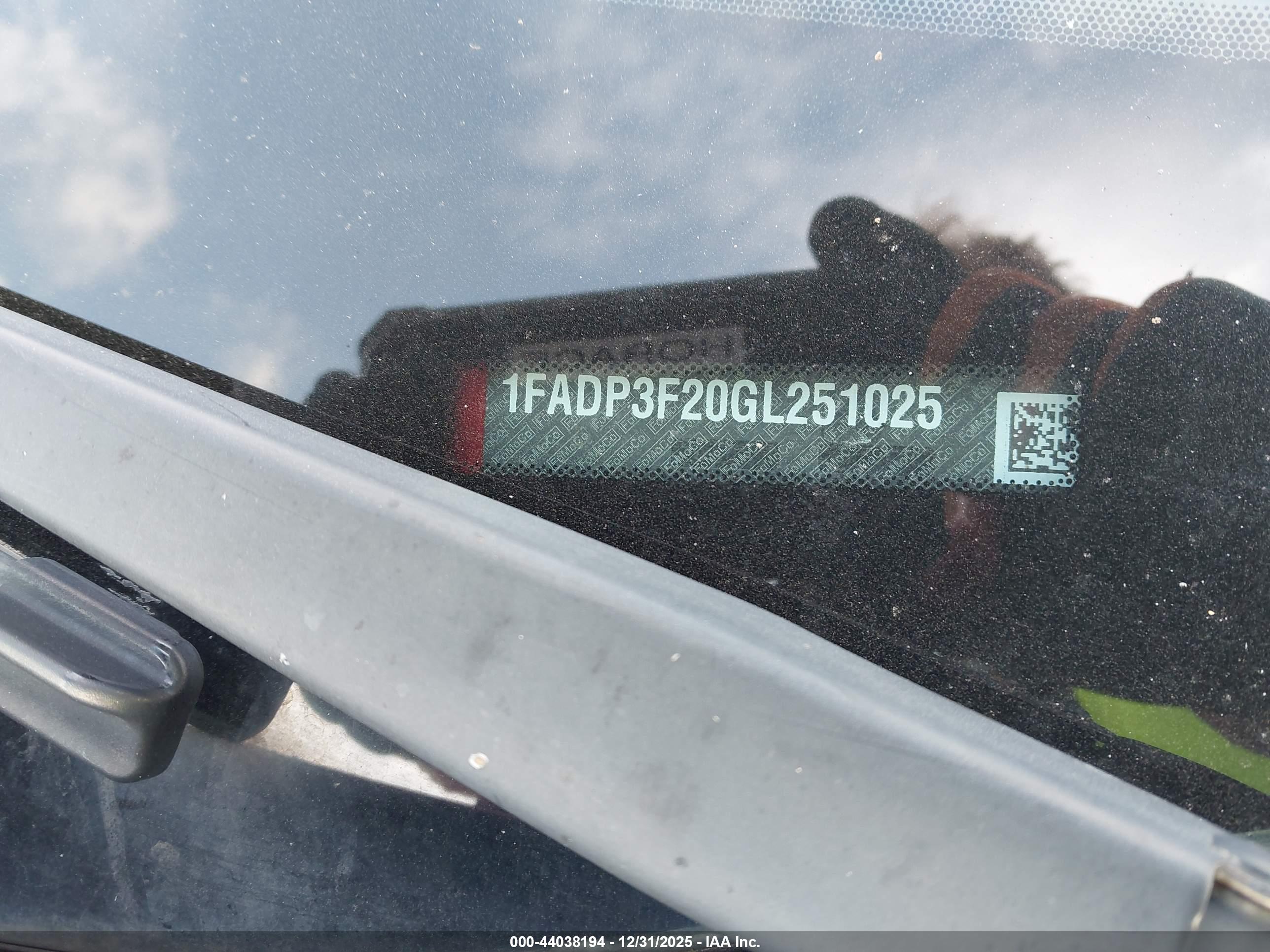 FORD FOCUS image 9