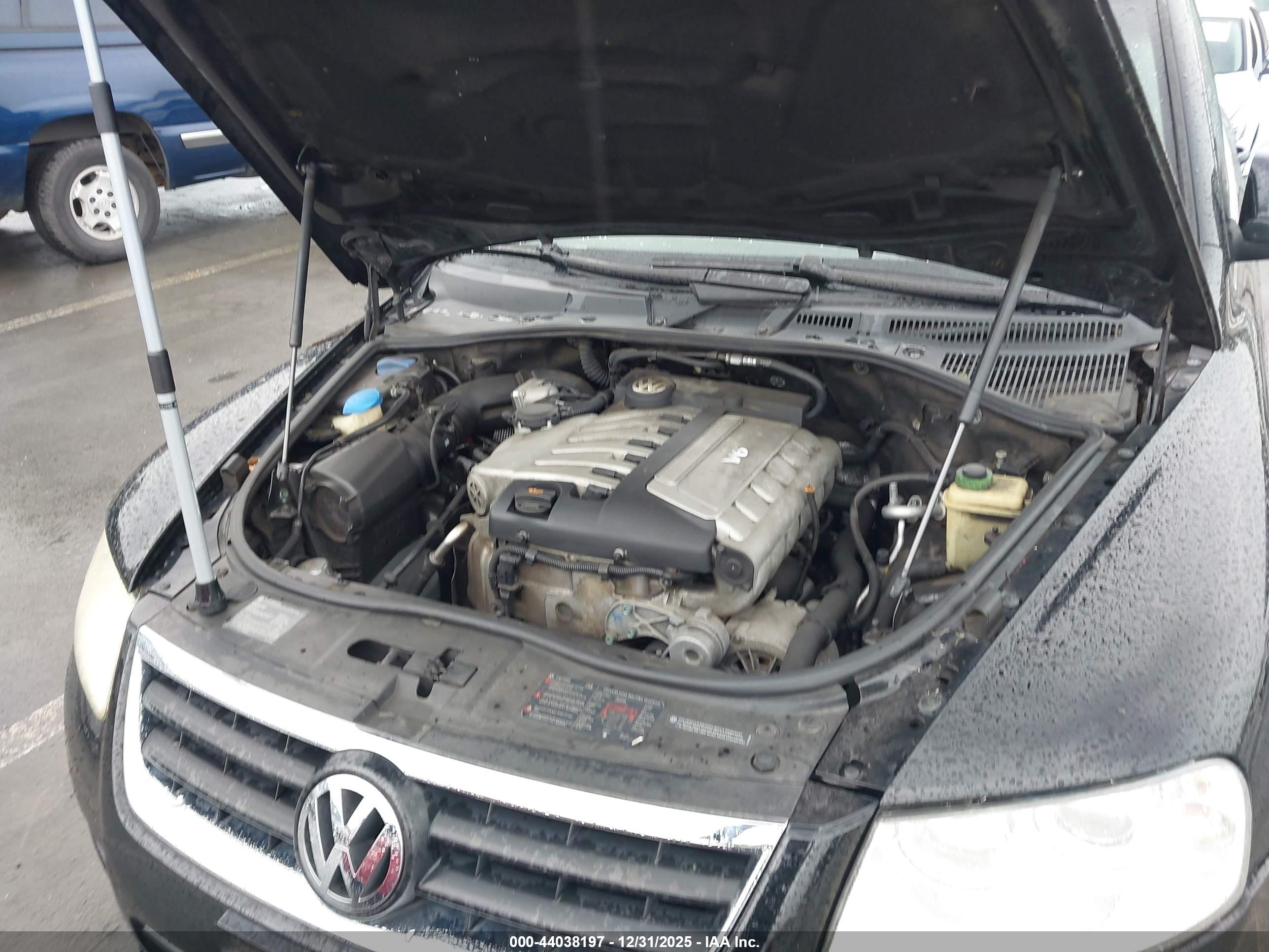 VOLKSWAGEN TOUAREG image 10