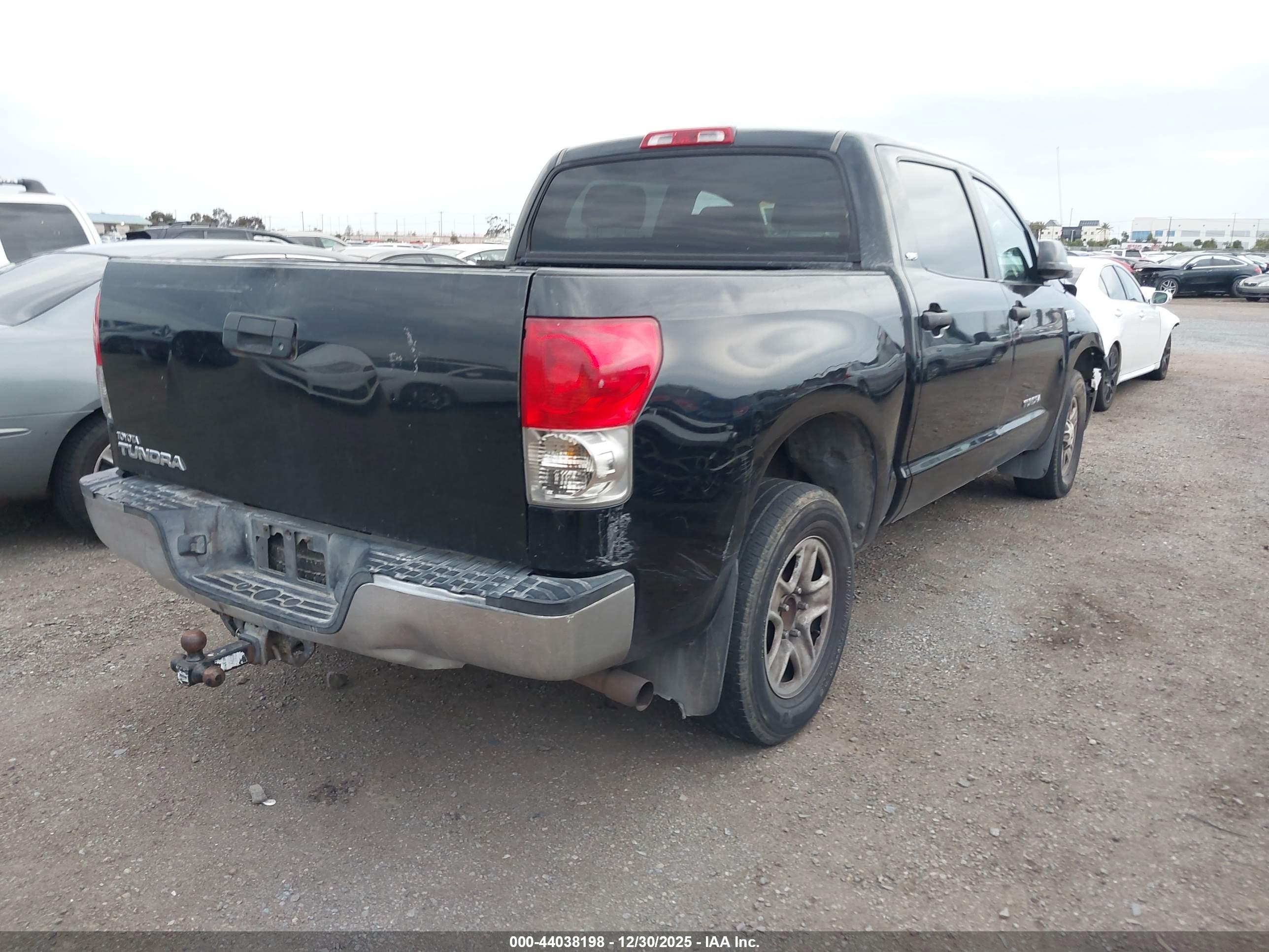 TOYOTA TUNDRA image 4
